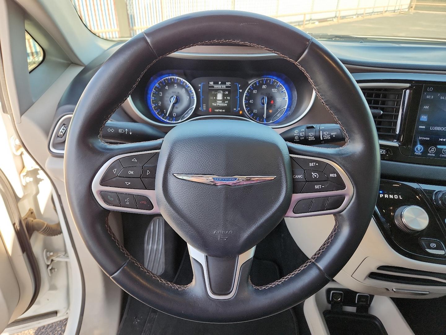 2017 Bright White Clear Coat Chrysler Pacifica Touring-L (2C4RC1BG5HR) with an 3.6L V6 DOHC 24V engine, located at 4110 Avenue Q, Lubbock, 79412, 33.556553, -101.855820 - Photo#10