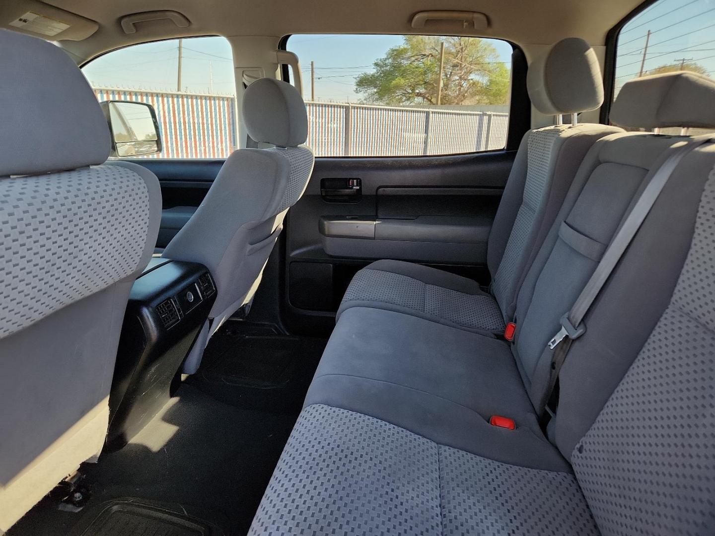 2012 Magnetic Gray Metallic - 1G3 /Graphite - FJ13 Toyota Tundra 2WD Truck Tundra-Grade CrewMax (5TFEY5F17CX) with an 5.7L DOHC 32-valve i-Force V8 engine -inc: dual independent variable valve timing w/intelligence, acoustically controlled induction engine, located at 4110 Avenue Q, Lubbock, 79412, 33.556553, -101.855820 - Photo#4