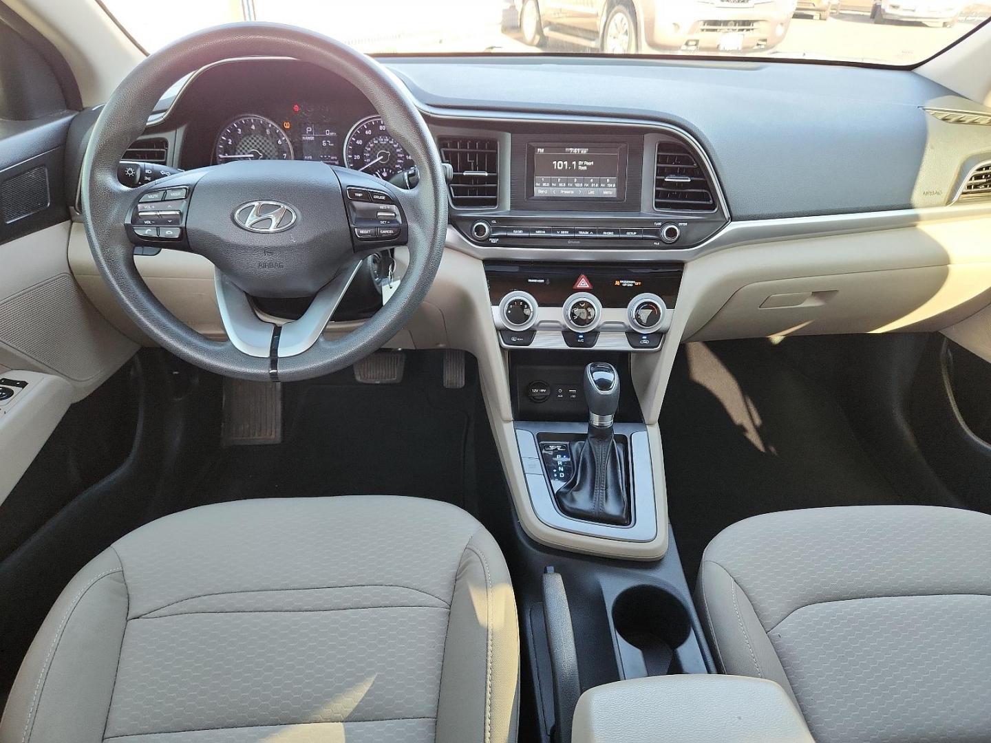 2019 WHITE Hyundai Elantra SE (5NPD74LF4KH) with an Engine: 2.0L DOHC 16V 4-Cylinder D-CVVT MPI engine, located at 4110 Avenue Q, Lubbock, 79412, 33.556553, -101.855820 - 10/18/2024 KEY IN ENVELOPE GOD - Photo#5