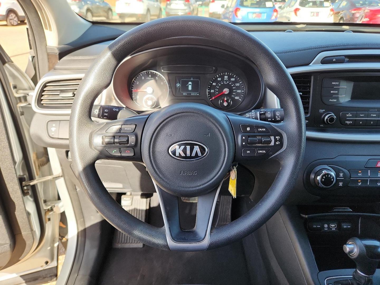 2017 SIVLER Kia Sorento L (5XYPG4A38HG) with an Engine: 2.4L DOHC GDI I4 engine, located at 4110 Avenue Q, Lubbock, 79412, 33.556553, -101.855820 - 02/15/2024 INSPECTION IN ENVELOPE GOD 03/01/2024 KEY IN ENVELOPE GOD - Photo#10