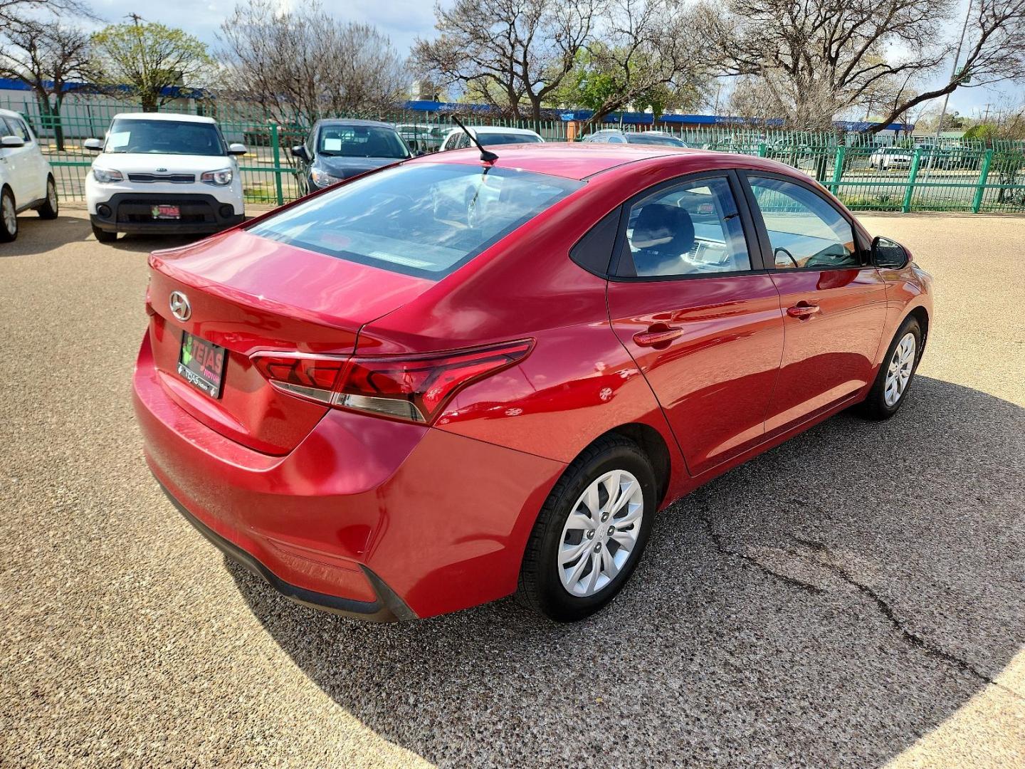 2020 RED Hyundai Accent SE (3KPC24A62LE) with an Engine: 1.6L DOHC DPI I4 w/CVVT -inc: Dual Continuously Variable Valve Timing (D-CVVT) engine, located at 4110 Avenue Q, Lubbock, 79412, 33.556553, -101.855820 - 03/09/2024 INSPECTION IN ENVELPE GOD 03/23/2024 KEY IN ENVELOPE GOD - Photo#1