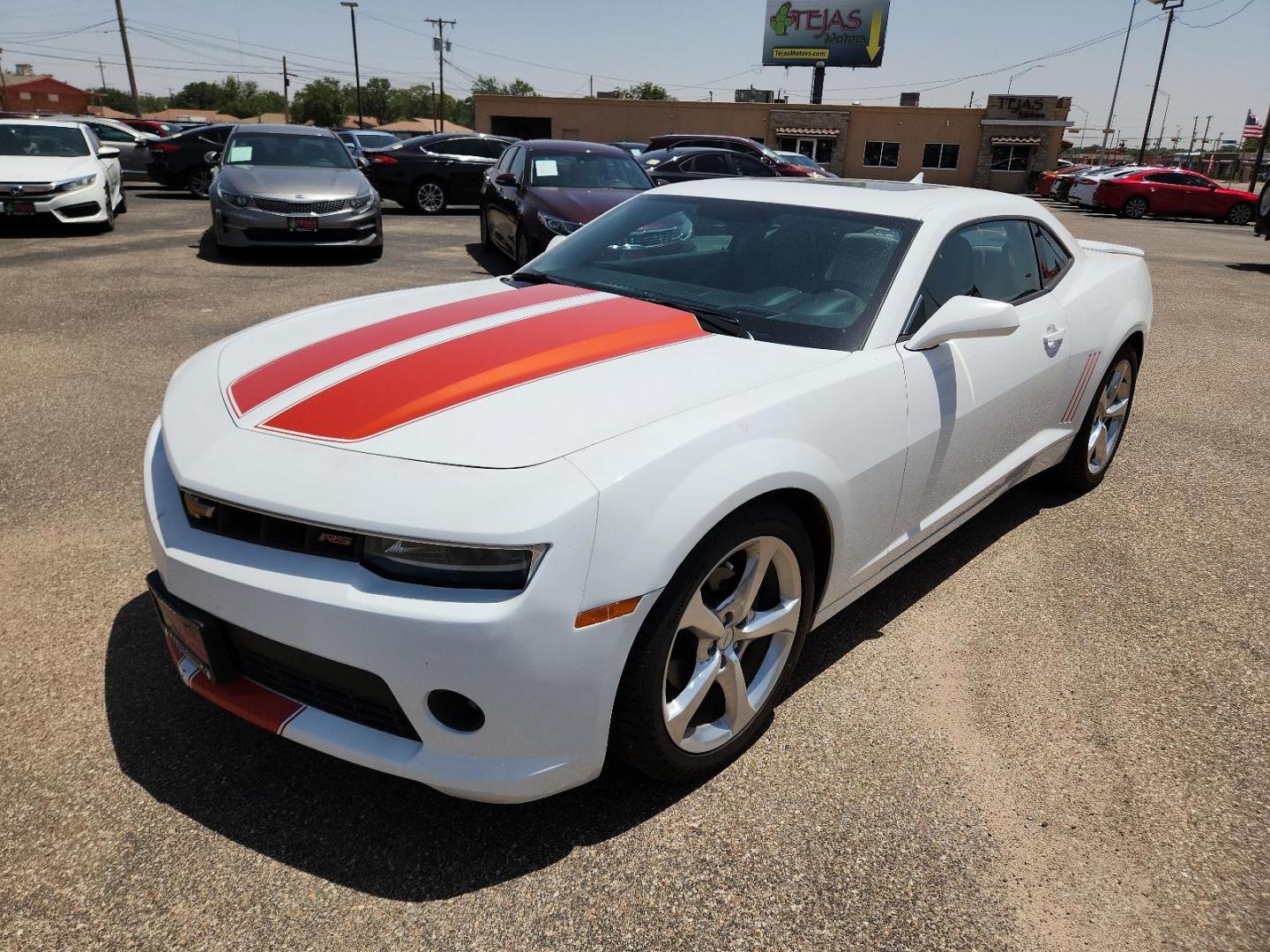 2014 WHITE Chevrolet Camaro LT (2G1FC1E39E9) with an ENGINE, 3.6L SIDI DOHC V6 VVT engine, located at 4110 Avenue Q, Lubbock, 79412, 33.556553, -101.855820 - Photo#3