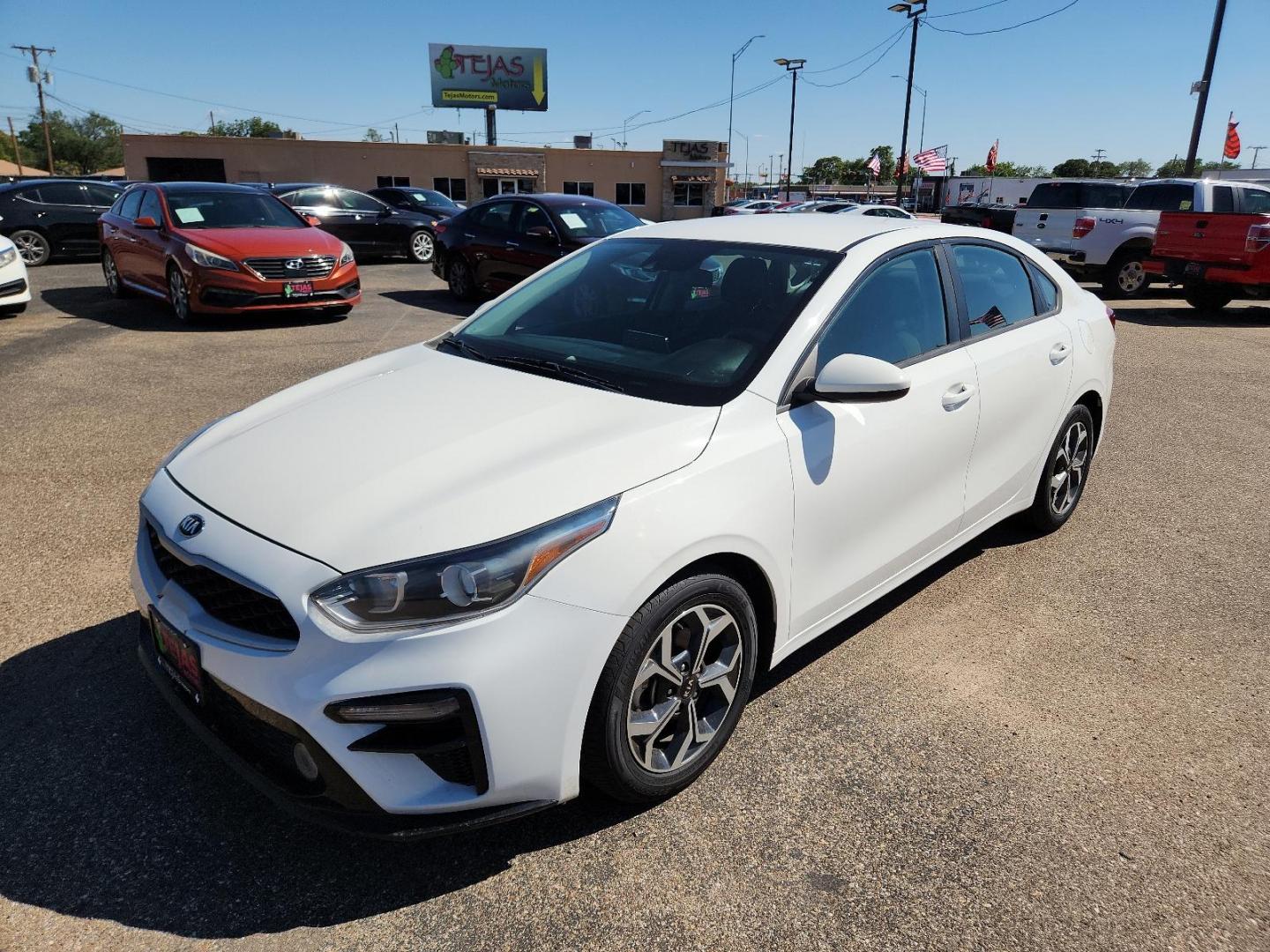 2020 WHITE Kia Forte LXS (3KPF24ADXLE) with an Engine: 2.0L 4-Cylinder MPI 16V DOHC w/Dual CVVT engine, located at 4110 Avenue Q, Lubbock, 79412, 33.556553, -101.855820 - 05/31/2024 INSPECTION OIN ENVELOPE GOD 06/07/2024KEY IN ENVELOPE GOD - Photo#3