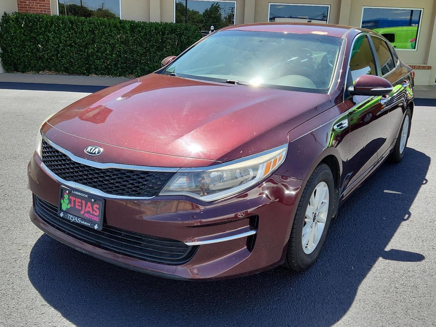 2018 PURPLE Kia Optima LX (5XXGT4L32JG) with an Engine: 2.4L DOHC I4 GDI engine, located at 4110 Avenue Q, Lubbock, 79412, 33.556553, -101.855820 - Photo#3