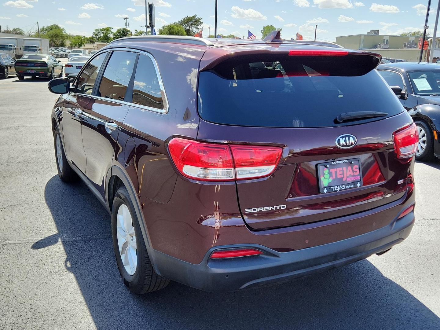 2017 PURPLE Kia Sorento LX (5XYPG4A34HG) with an Engine: 2.4L DOHC GDI I4 engine, located at 4110 Avenue Q, Lubbock, 79412, 33.556553, -101.855820 - 06/07/2024 INSPECTION IN ENVELOPE GOD 06/13/2024 KEY IN ENVELOPE GOD - Photo#2