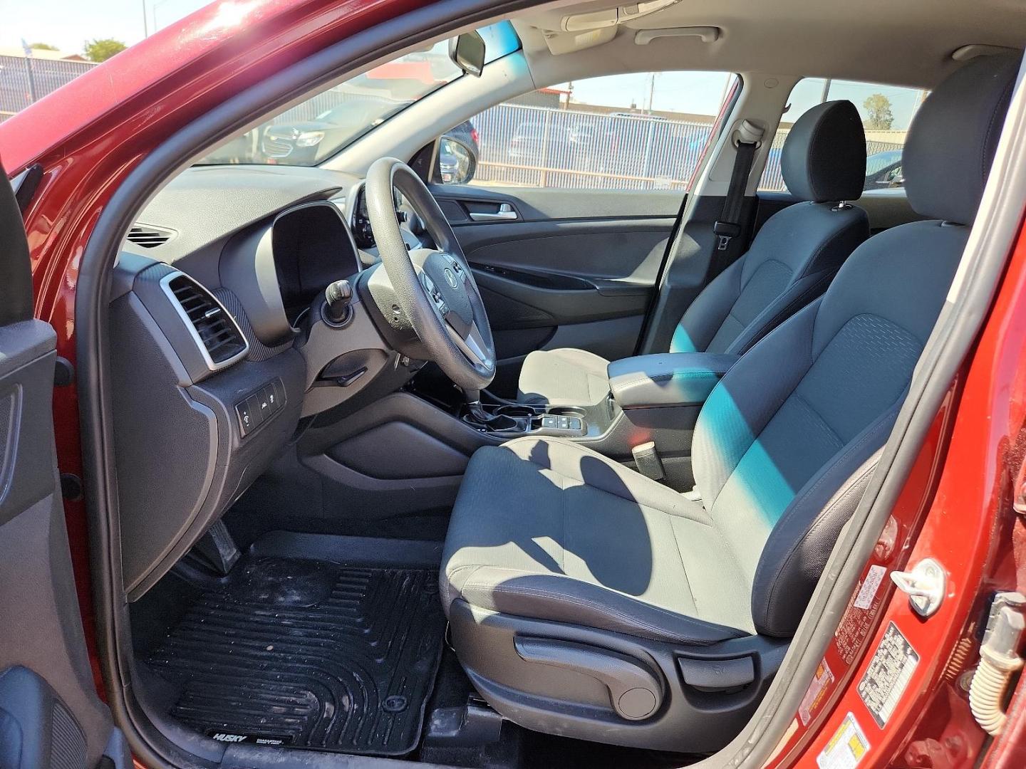 2019 RED Hyundai Tucson SE (KM8J23A40KU) with an Engine: 2.0L GDI DOHC 16 Valve I4 DCVVT engine, located at 4110 Avenue Q, Lubbock, 79412, 33.556553, -101.855820 - 06/14/2024 INSPECTION IN ENVELOPE GOD 06/18/2024 KEY IN ENVELOPE GOD - Photo#6