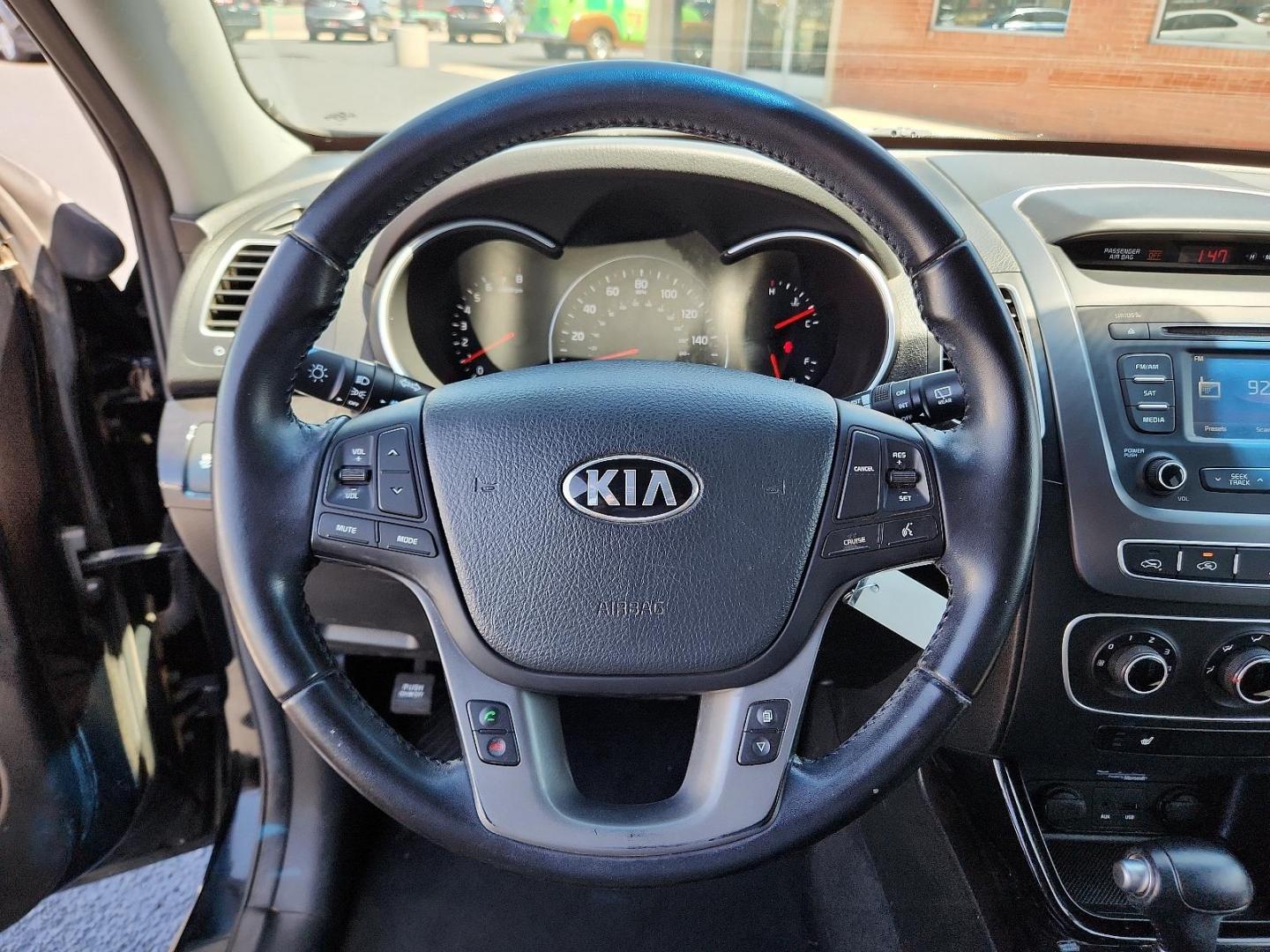 2015 BLACK Kia Sorento LX (5XYKTCA66FG) with an Engine: 2.4L I4 GDI DOHC w/Dual CVVT engine, located at 4110 Avenue Q, Lubbock, 79412, 33.556553, -101.855820 - 06/19/2024 KEY IN ENVELOPE GOD 06/29/2024 INSPECTION IN ENVELOPE GOD - Photo#10