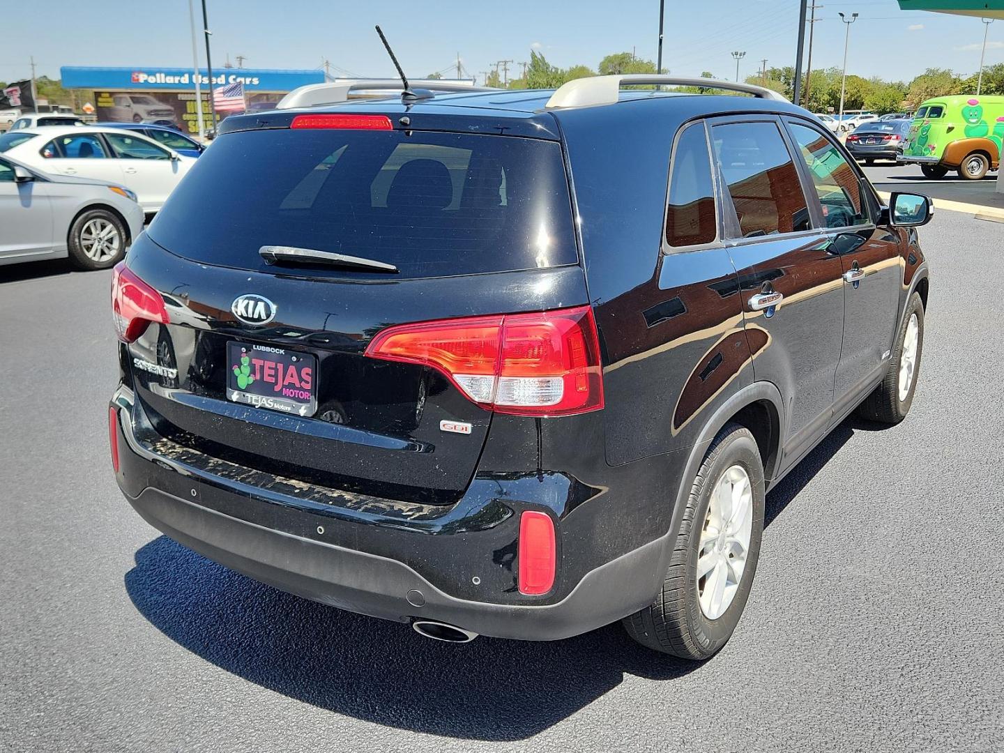 2015 BLACK Kia Sorento LX (5XYKTCA66FG) with an Engine: 2.4L I4 GDI DOHC w/Dual CVVT engine, located at 4110 Avenue Q, Lubbock, 79412, 33.556553, -101.855820 - 06/19/2024 KEY IN ENVELOPE GOD 06/29/2024 INSPECTION IN ENVELOPE GOD - Photo#1