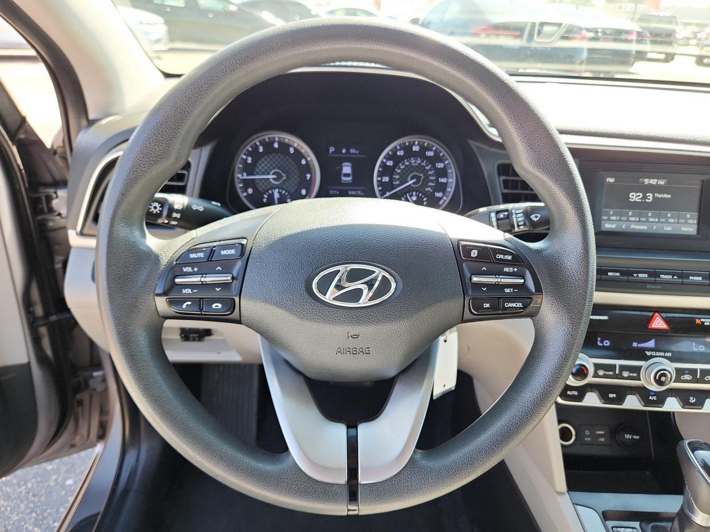 2020 GRAY Hyundai Elantra SE (KMHD74LFXLU) with an Engine: 2.0L DOHC 16V 4-Cylinder D-CVVT MPI engine, located at 4110 Avenue Q, Lubbock, 79412, 33.556553, -101.855820 - 06/29/2024 INSPECTION IN ENVELOPE GOD 07/03/2024 KEY IN ENVELOPE GOD - Photo#10