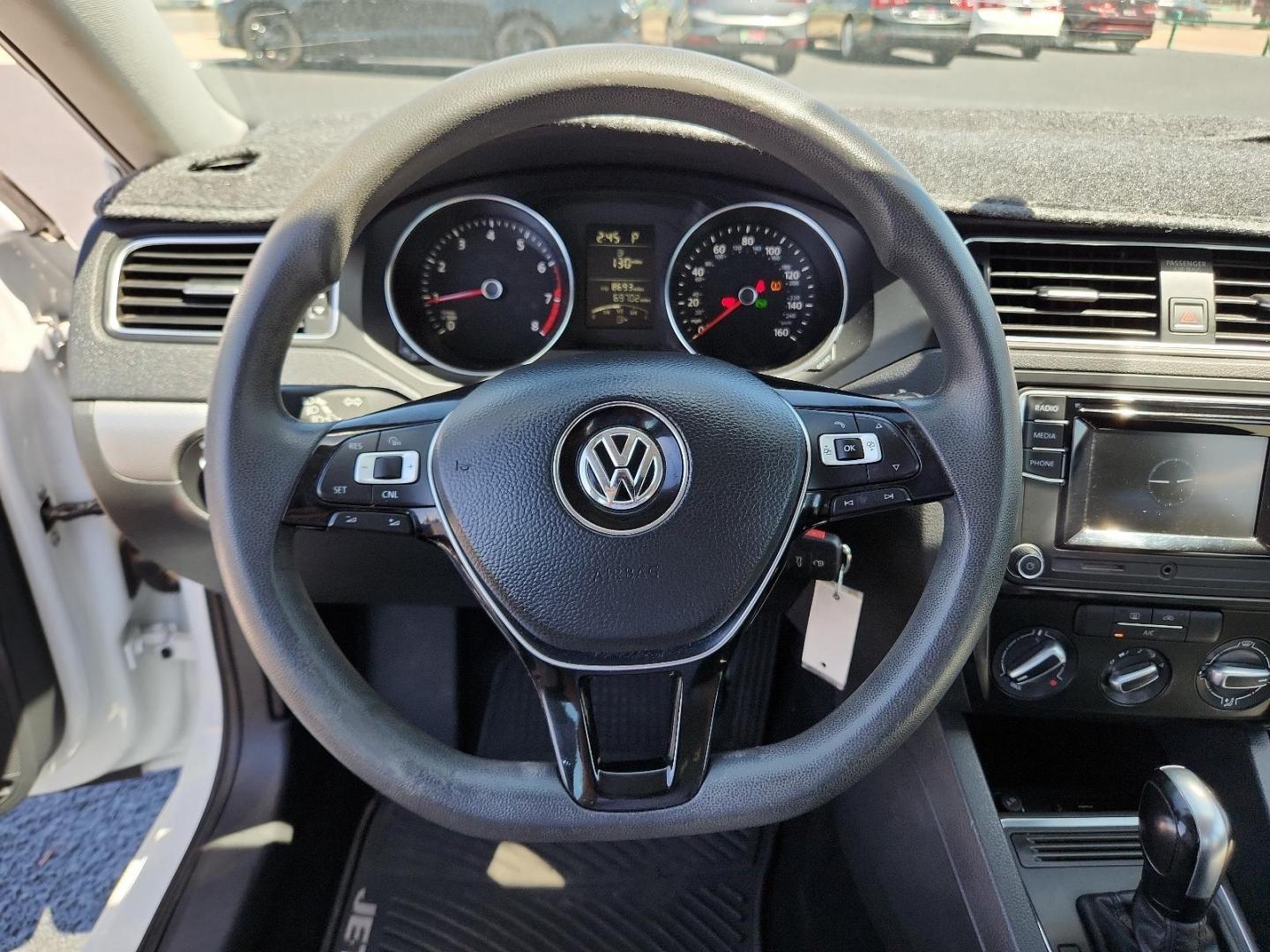 2017 Pure White Volkswagen Jetta 1.4T S (3VW2B7AJXHM) with an Engine: 1.4L TSI I-4 Turbocharged -inc: DOHC 16-valve, direct injection engine, located at 4110 Avenue Q, Lubbock, 79412, 33.556553, -101.855820 - 06/29/2024 INSPECTION IN ENVELOPE GOD 08/28/2024 key in envelope god - Photo#10