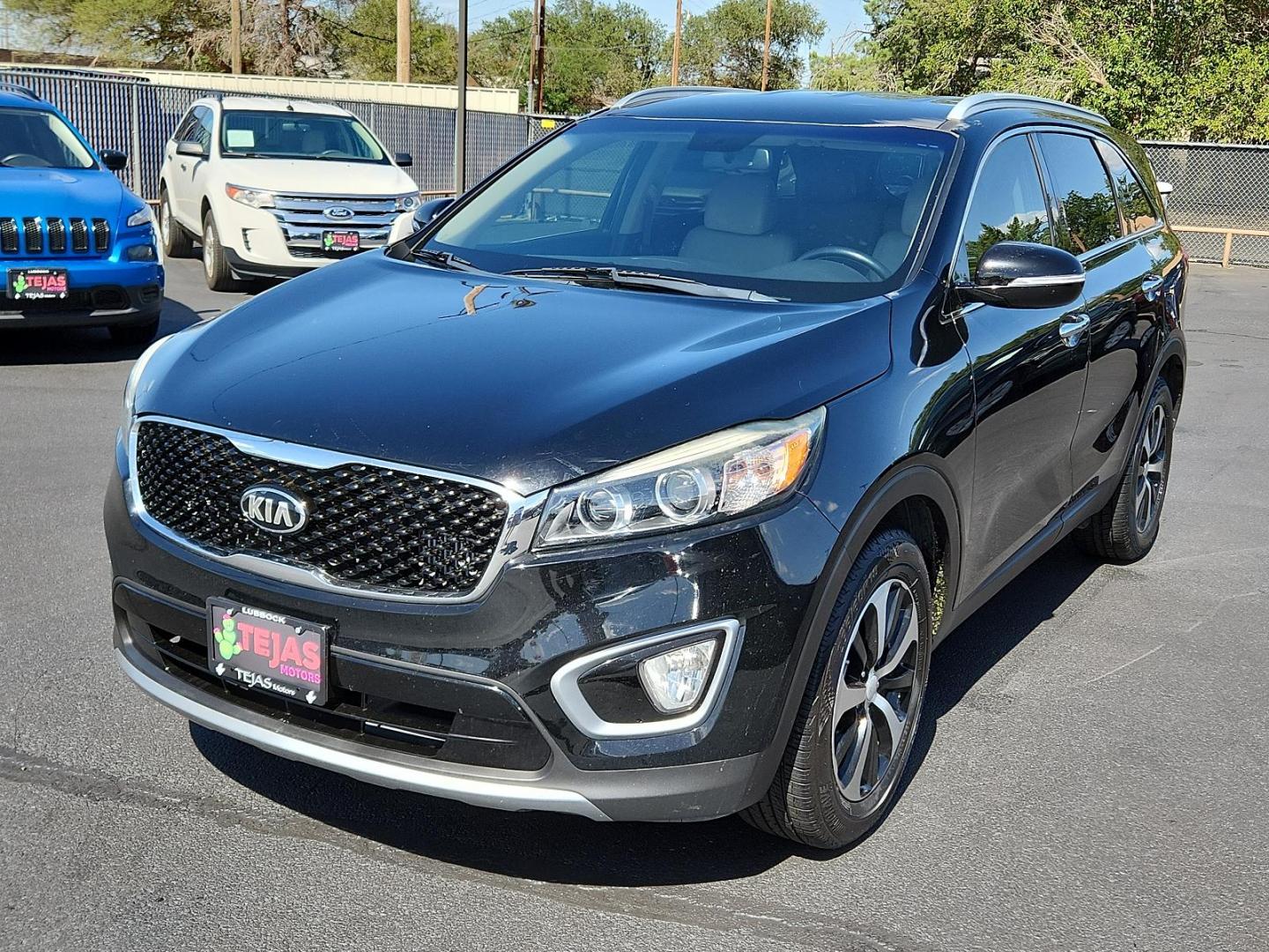 2017 BLACK Kia Sorento EX (5XYPH4A11HG) with an Engine: 2.0L DOHC GDI Turbo I4 engine, located at 4110 Avenue Q, Lubbock, 79412, 33.556553, -101.855820 - Photo#3