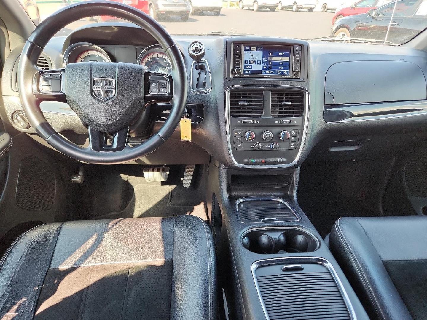 2016 WHITE Dodge Grand Caravan SXT Plus (2C4RDGCG7GR) with an ENGINE: 3.6L V6 24V VVT FLEXFUEL engine, located at 4110 Avenue Q, Lubbock, 79412, 33.556553, -101.855820 - 06/06/2024 KEY IN ENVELOPE GOD 06/29/2024 INSPECTION IN ENVELOPE GOD - Photo#5