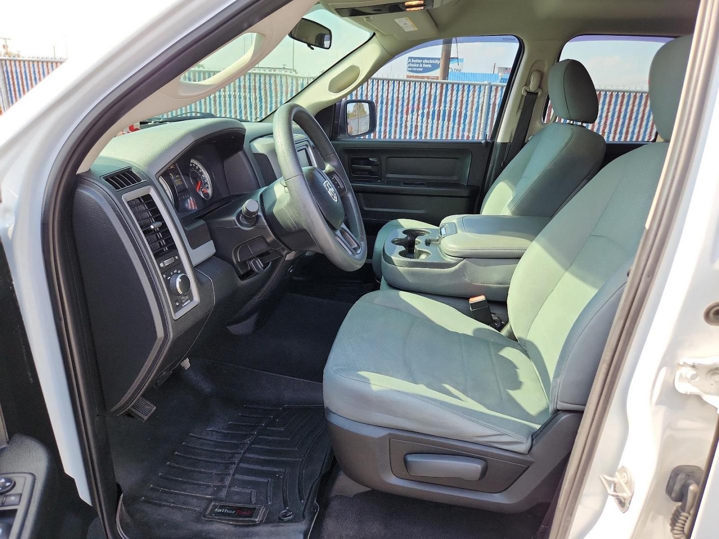 2018 WHITE Ram 1500 Tradesman (1C6RR6FG1JS) with an ENGINE: 3.6L V6 24V VVT engine, located at 4110 Avenue Q, Lubbock, 79412, 33.556553, -101.855820 - 07/19/2024 KEY AND INSPECTION IN ENVELOPE GOD - Photo#6