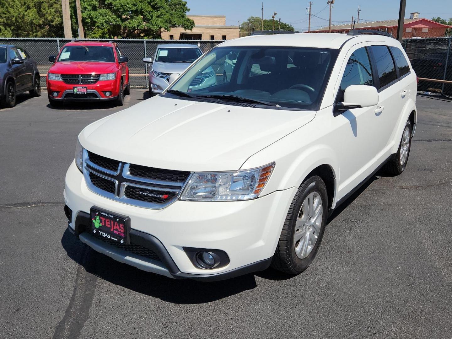 2019 WHITE Dodge Journey SE (3C4PDCBB3KT) with an ENGINE: 2.4L I4 DOHC 16V DUAL VVT engine, located at 4110 Avenue Q, Lubbock, 79412, 33.556553, -101.855820 - 07/30/2024 INSPECTION IN ENVELOPE GOD 08/02/2024 KEY IN ENVELOPE GOD - Photo#3