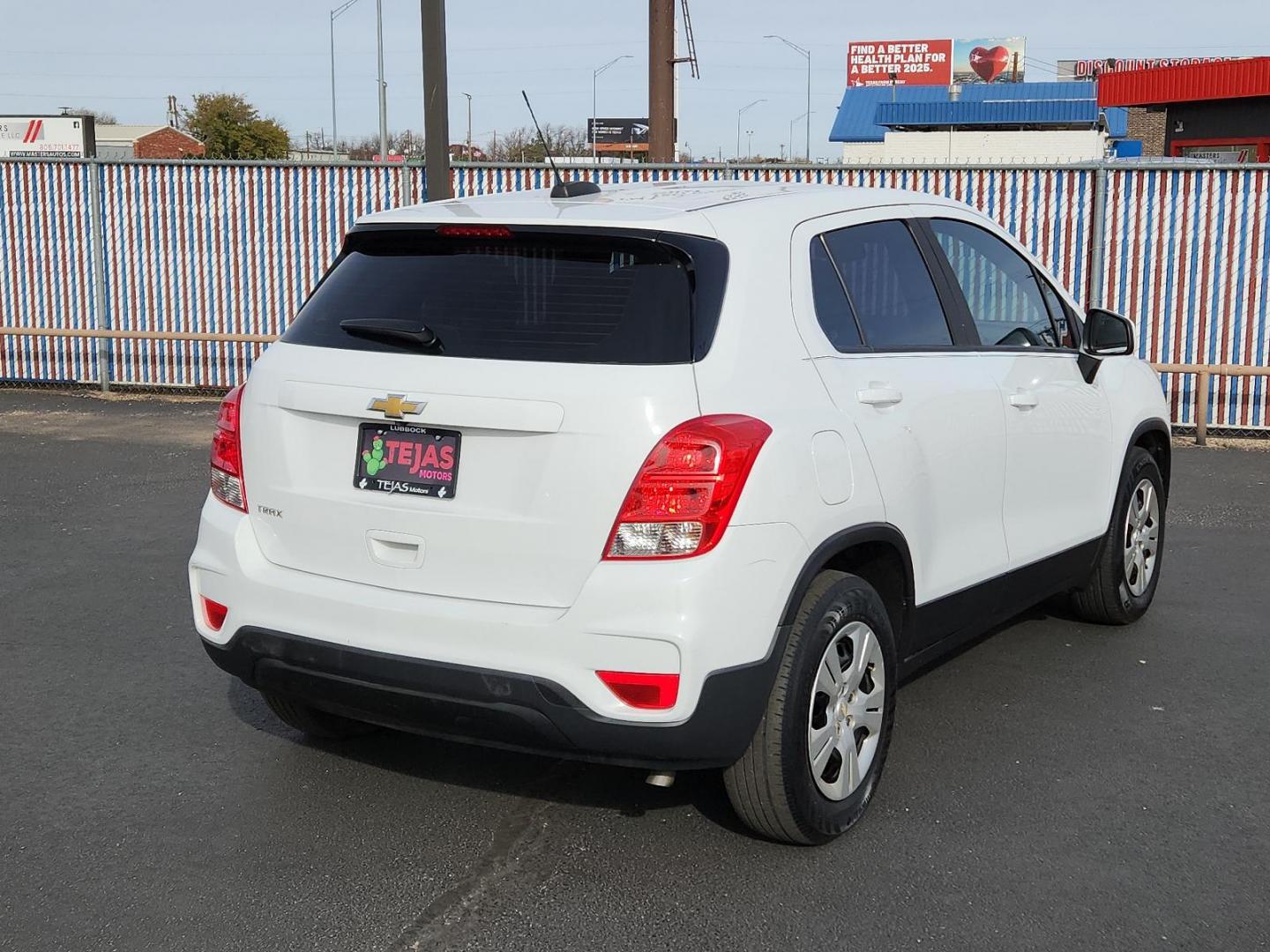 2017 WHITE Chevrolet Trax LS (KL7CJKSB0HB) with an ENGINE, ECOTEC TURBO 1.4L VARIABLE VALVE TIMING DOHC 4-CYLINDER SEQUENTIAL MFI engine, located at 4110 Avenue Q, Lubbock, 79412, 33.556553, -101.855820 - 08/02/2024 INSPECTION IN ENVELOPE GOD 08/09/2024 KEY IN ENVELOPE GOD - Photo#1