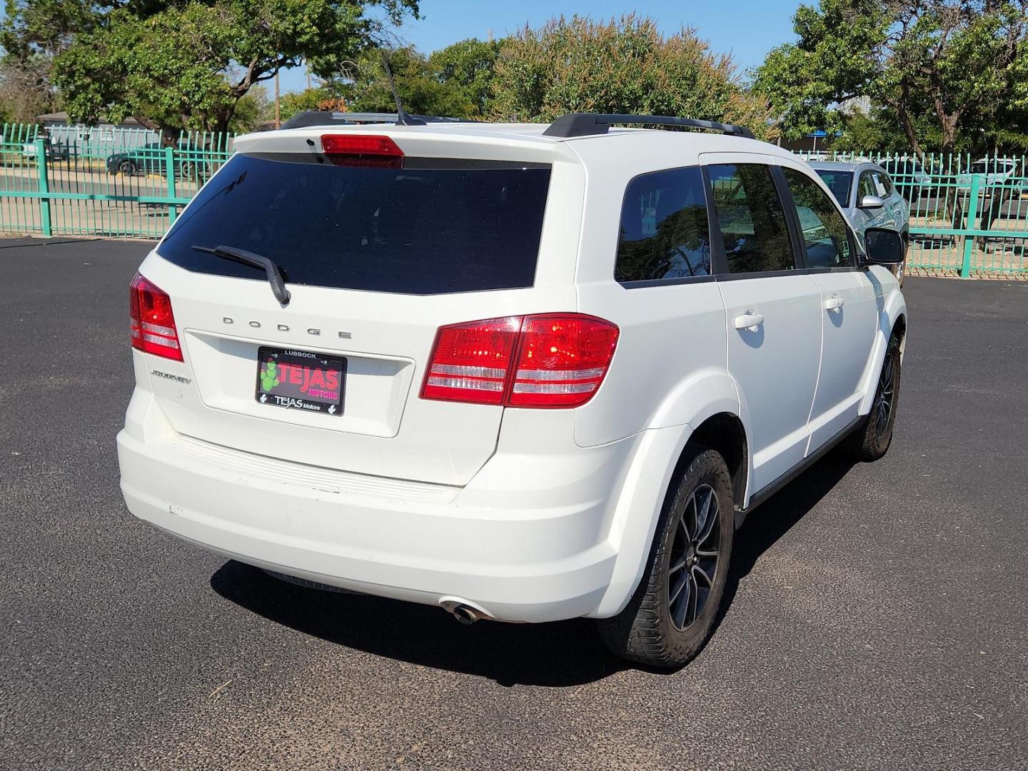 2017 WHITE Dodge Journey SE (3C4PDCAB9HT) with an ENGINE: 2.4L I4 DOHC 16V DUAL VVT engine, located at 4110 Avenue Q, Lubbock, 79412, 33.556553, -101.855820 - 08/08/2024 INSPECTION IN ENVELOPE GOD 08/17/2024 KEY IN ENVELOPE GOD - Photo#1