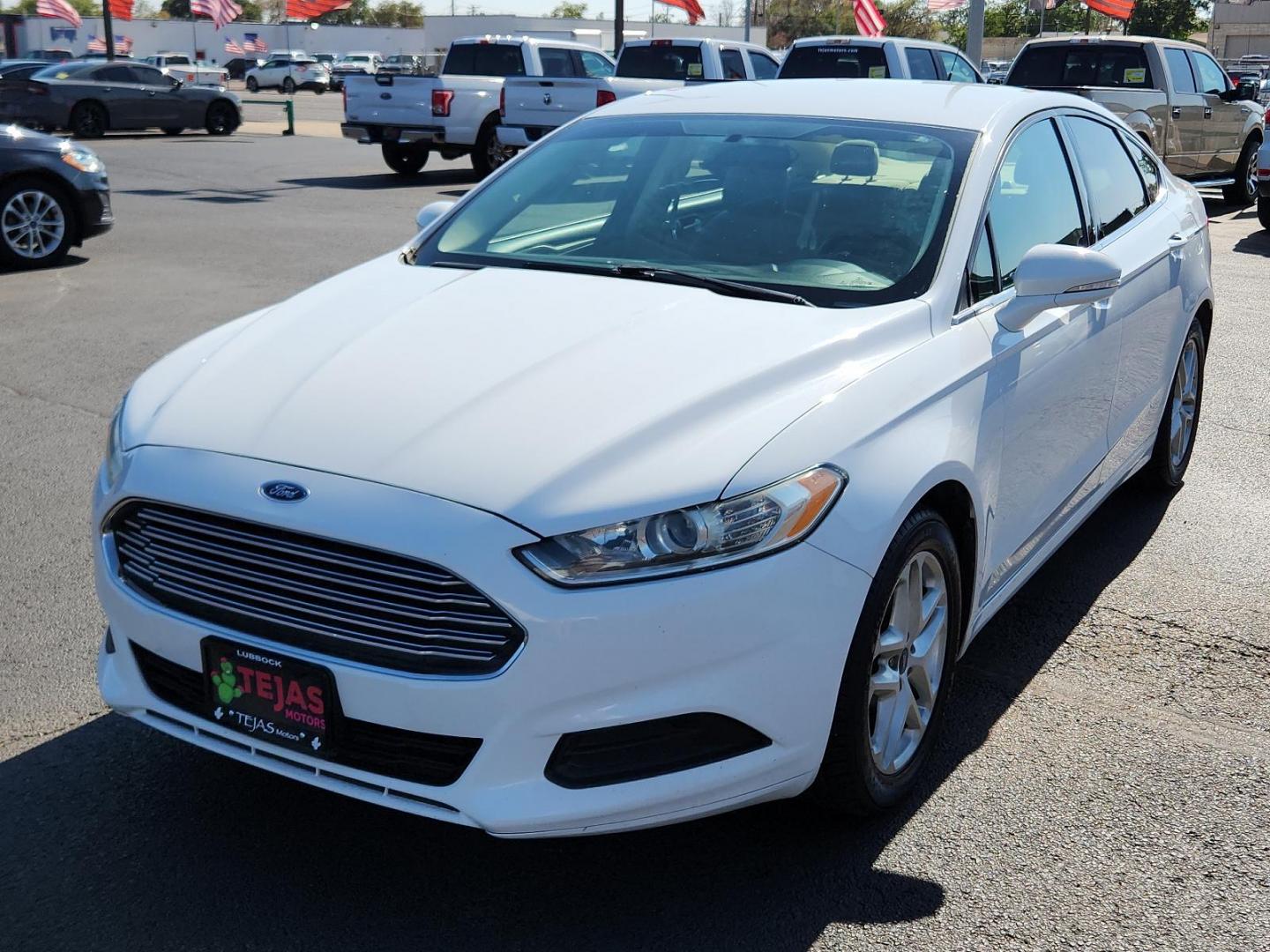 2014 Oxford White Ford Fusion SE (3FA6P0HDXER) with an ENGINE: 1.5L ECOBOOST engine, located at 4110 Avenue Q, Lubbock, 79412, 33.556553, -101.855820 - KEY IN ENVEN 08/09/2024 INSPECTION IN ENVELOPE GOD - Photo#3