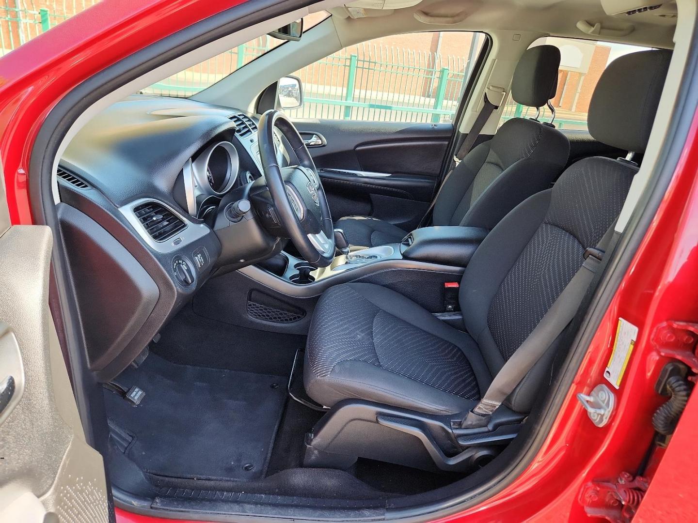 2018 RED Dodge Journey SE (3C4PDCAB8JT) with an ENGINE: 2.4L I4 DOHC 16V DUAL VVT engine, located at 4110 Avenue Q, Lubbock, 79412, 33.556553, -101.855820 - 08/17/2024 KEY IN ENVELOPE GOD - Photo#6