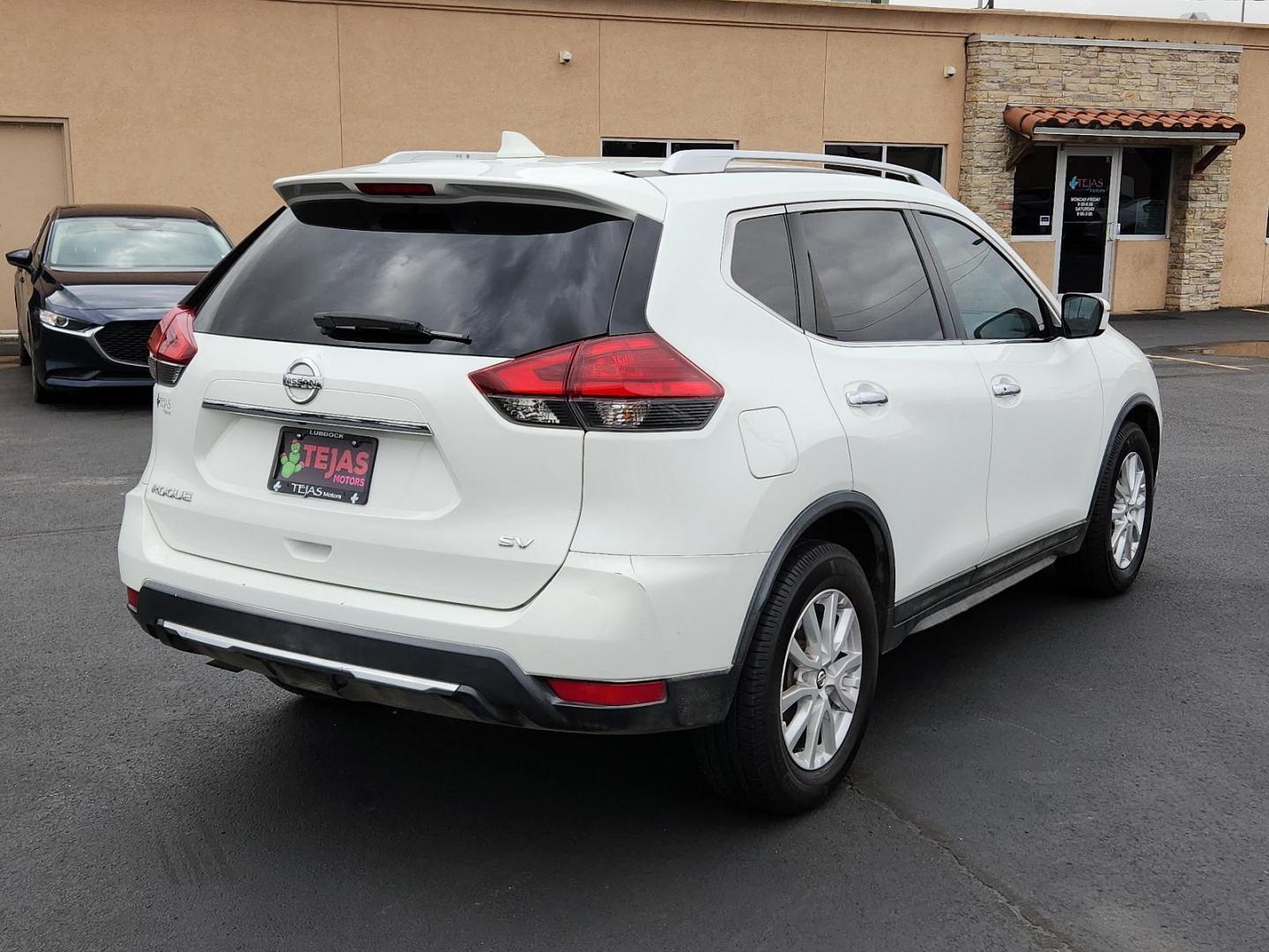 2017 WHITE Nissan Rogue SV (KNMAT2MT9HP) with an Engine: 2.5L DOHC 16-Valve I4 -inc: ECO mode engine, located at 4110 Avenue Q, Lubbock, 79412, 33.556553, -101.855820 - 08/30/2024 KEY IN ENVELOPE GOD 09/05/2024 INSPECTION IN ENVELOPE GOD - Photo#1