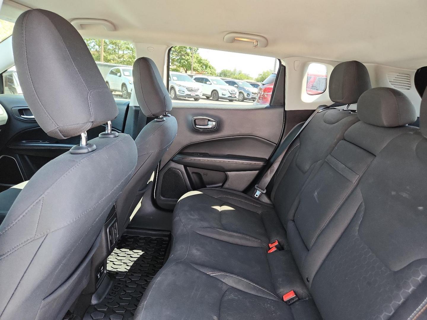 2019 WHITE Jeep Compass Sport (3C4NJCABXKT) with an ENGINE: 2.4L I4 ZERO EVAP M-AIR W/ESS engine, located at 4110 Avenue Q, Lubbock, 79412, 33.556553, -101.855820 - 09/19/2024 NSPECTION IN ENVELOPE GOD - Photo#4