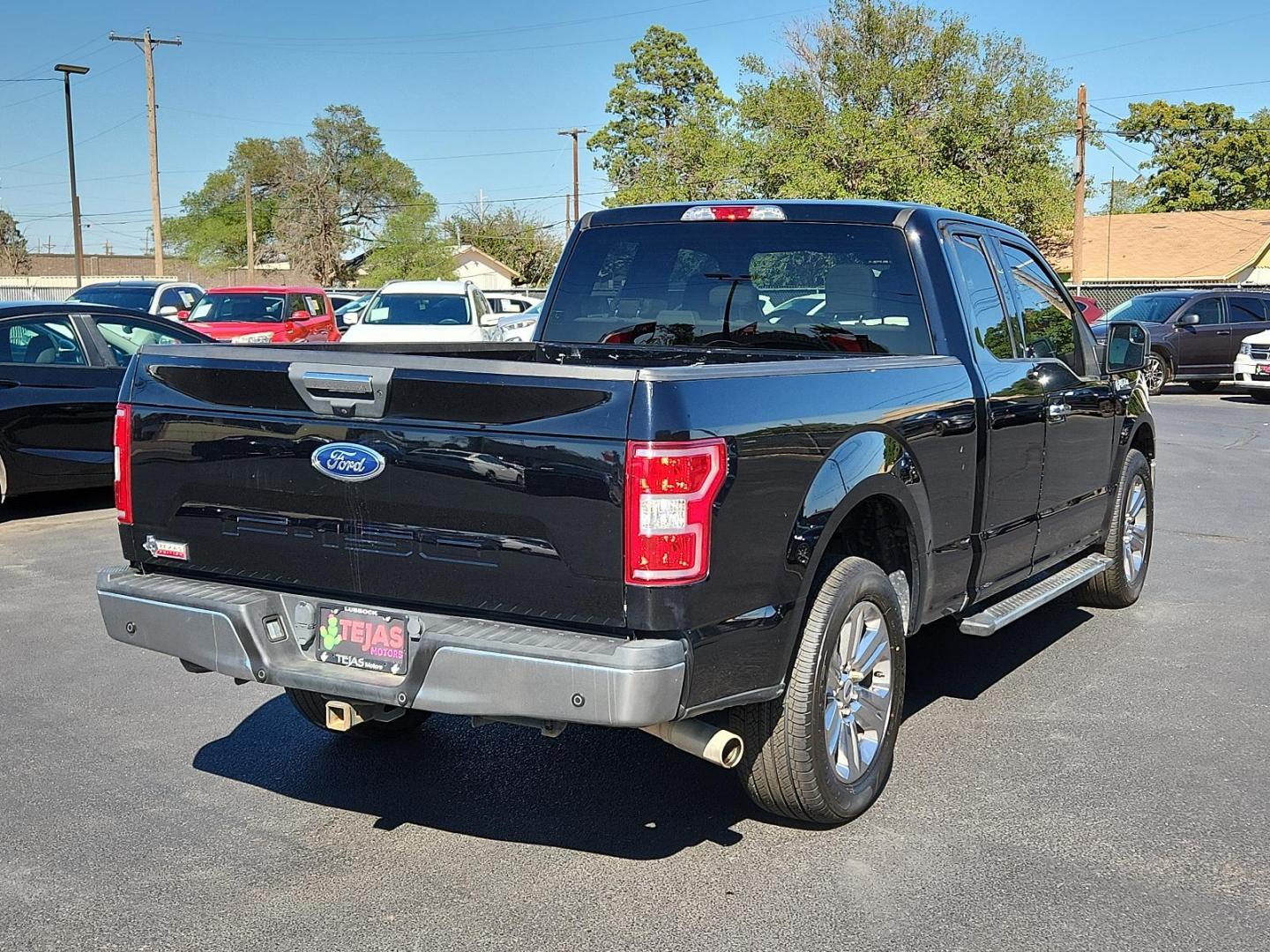 2018 BLACK Ford F-150 XLT (1FTEX1C58JK) with an ENGINE: 5.0L V8 engine, located at 4110 Avenue Q, Lubbock, 79412, 33.556553, -101.855820 - 09/17/2024 INSPECTIONB IN ENVELOPE GOD 09/27/2024 KEY IN ENVELOPE GOD - Photo#2