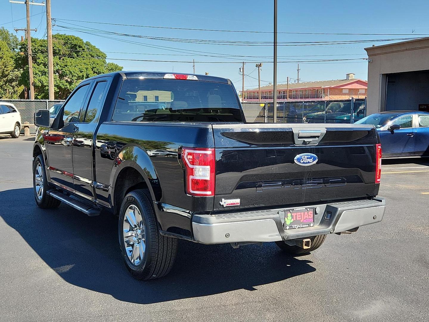 2018 BLACK Ford F-150 XLT (1FTEX1C58JK) with an ENGINE: 5.0L V8 engine, located at 4110 Avenue Q, Lubbock, 79412, 33.556553, -101.855820 - 09/17/2024 INSPECTIONB IN ENVELOPE GOD 09/27/2024 KEY IN ENVELOPE GOD - Photo#3