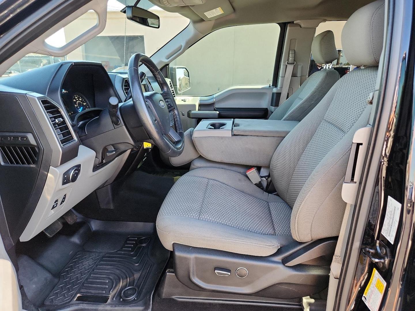 2018 BLACK Ford F-150 XLT (1FTEX1C58JK) with an ENGINE: 5.0L V8 engine, located at 4110 Avenue Q, Lubbock, 79412, 33.556553, -101.855820 - 09/17/2024 INSPECTIONB IN ENVELOPE GOD 09/27/2024 KEY IN ENVELOPE GOD - Photo#6