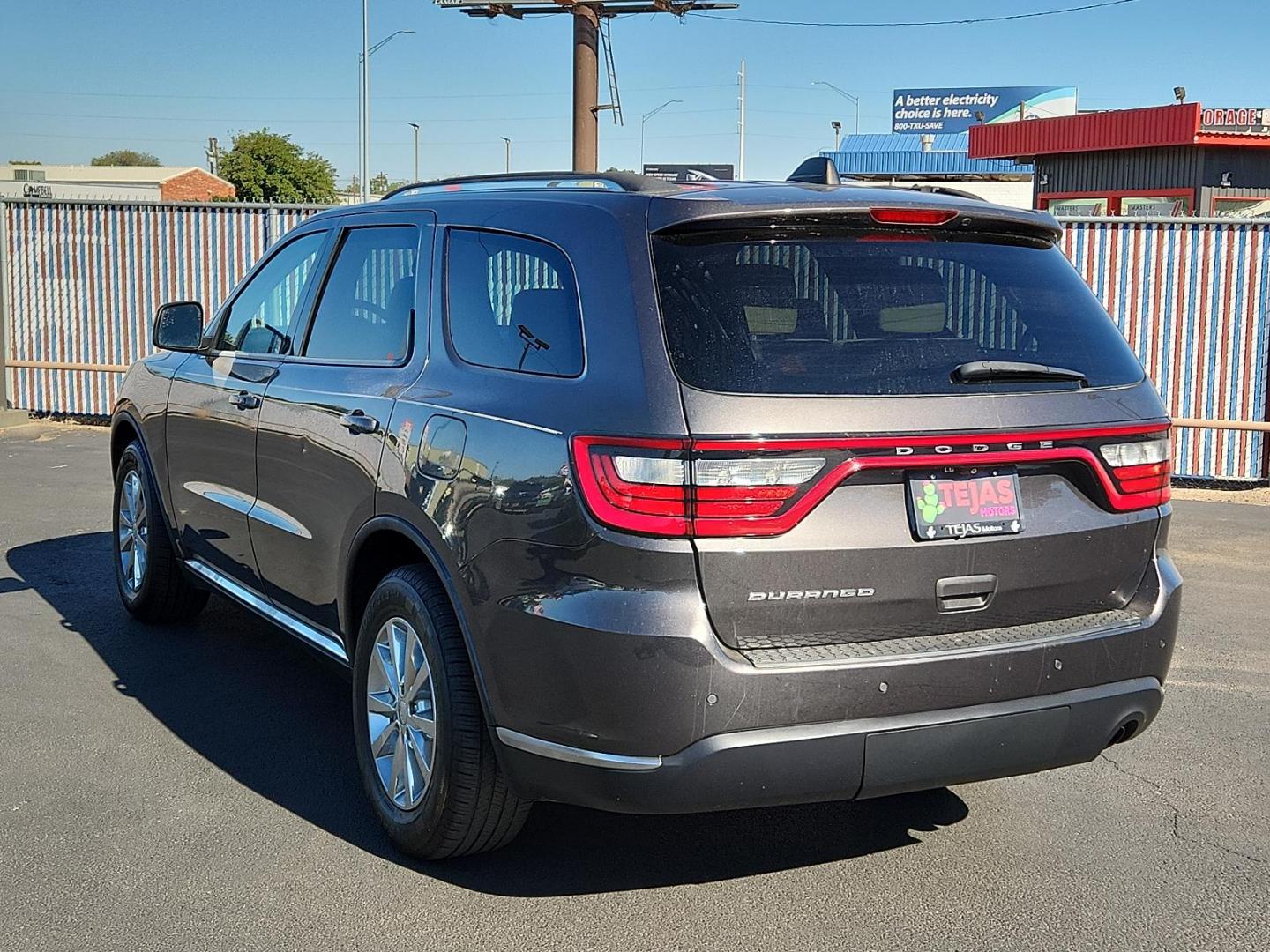 2015 GRAY Dodge Durango SXT (1C4RDHAG2FC) with an ENGINE: 3.6L V6 24V VVT FLEX FUEL engine, located at 4110 Avenue Q, Lubbock, 79412, 33.556553, -101.855820 - 09/19/2024 INSPECTION IN ENVELOPE GOD 09/27/2024 KEY IN ENVELOPE GOD - Photo#2