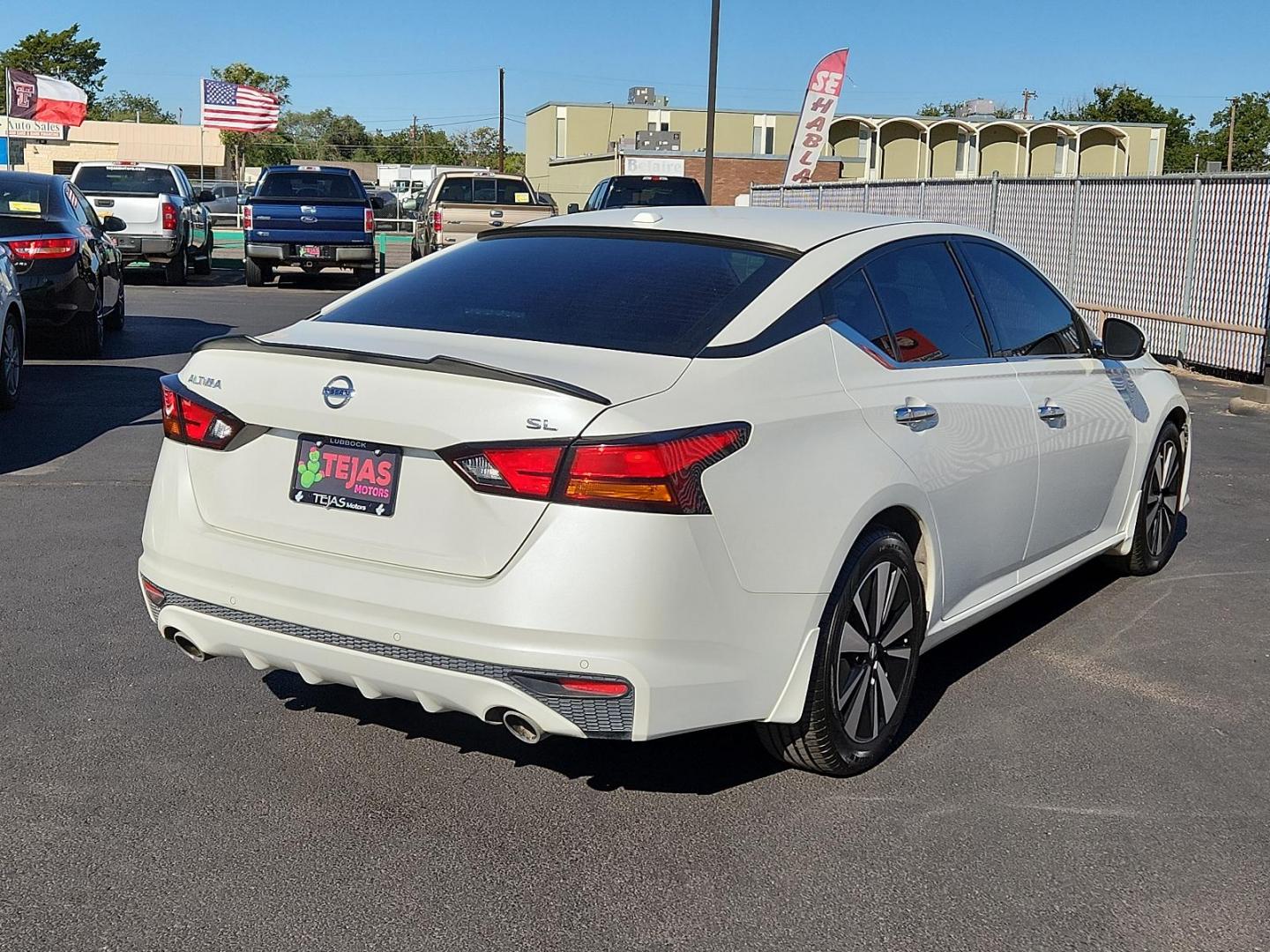 2019 WHITE Nissan Altima 2.5 SL (1N4BL4EVXKC) with an Engine: 2.5L DOHC 16-Valve 4-Cylinder engine, located at 4110 Avenue Q, Lubbock, 79412, 33.556553, -101.855820 - 09/26/2024 INSPECTION IN ENVELOPE GOD 10/04/2024 KEY IN ENVELOPE GOD - Photo#1