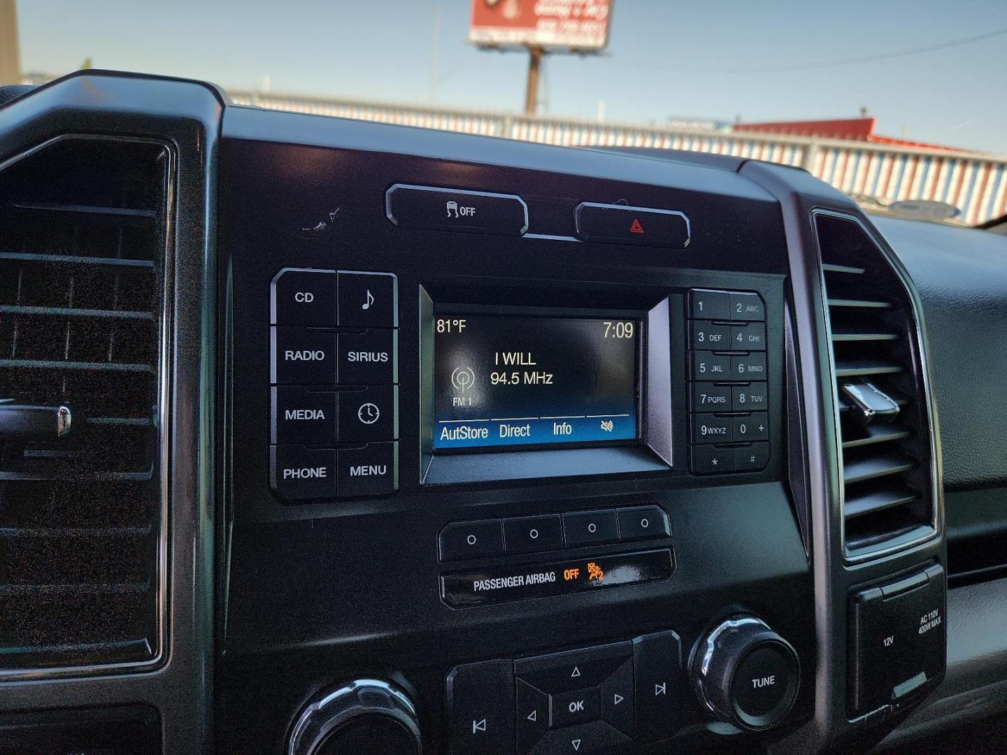 2017 BLACK Ford F-150 XLT (1FTEW1EF2HK) with an ENGINE: 5.0L V8 FFV engine, located at 4110 Avenue Q, Lubbock, 79412, 33.556553, -101.855820 - 09/27/2024 INSPECTION IN ENVELOPE GOD 10/04/2024 KEY IN ENVELOPE GOD - Photo#8