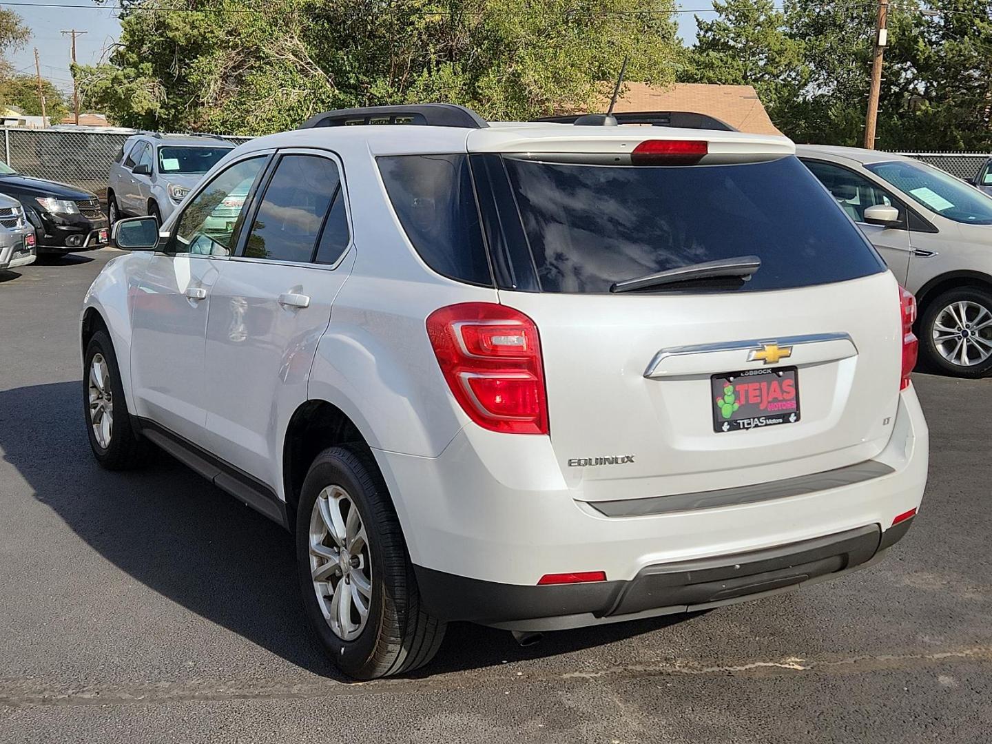 2017 WHITE Chevrolet Equinox LT (2GNALCEK5H1) with an ENGINE, 2.4L DOHC 4-CYLINDER SIDI (SPARK IGNITION DIRECT INJECTION) engine, located at 4110 Avenue Q, Lubbock, 79412, 33.556553, -101.855820 - 09/26/2024 INSPECTION IN ENVELOPE GOD 10/04/2024 KEY IN ENVELOPE GOD - Photo#2