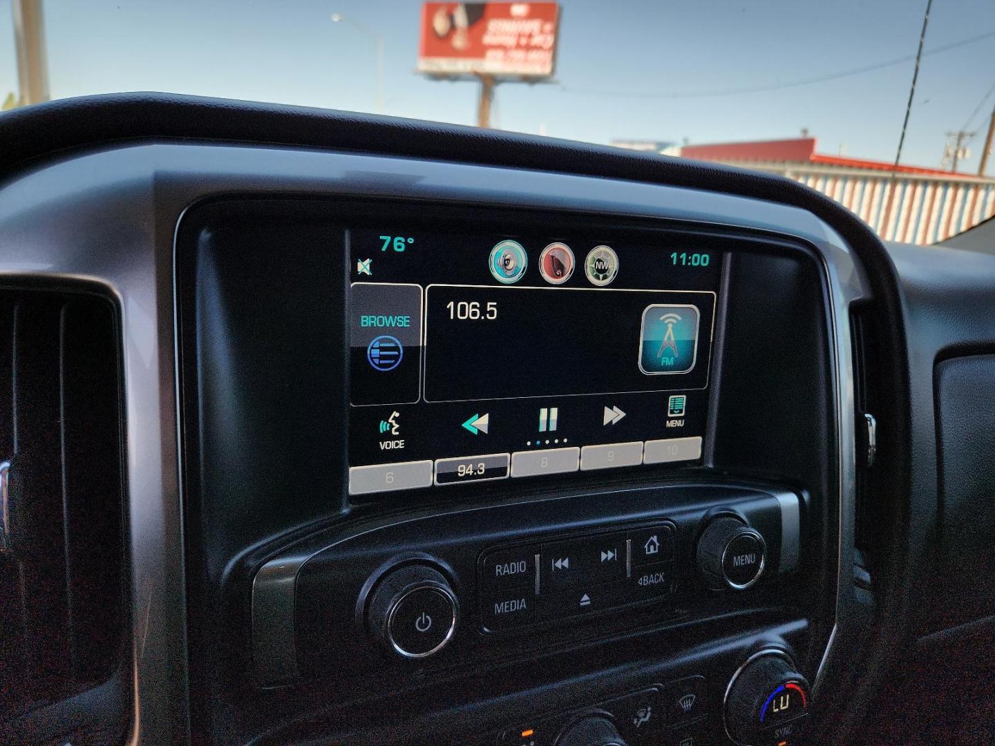 2015 Brownstone Metallic - GWX /Cocoa/Dune - H2T Chevrolet Silverado 1500 LT (3GCUKREC7FG) with an ENGINE, 5.3L ECOTEC3 V8 WITH ACTIVE FUEL MANAGEMENT, DIRECT INJECTION AND VARIABLE VALVE TIMING engine, located at 4110 Avenue Q, Lubbock, 79412, 33.556553, -101.855820 - 10/08/2024 DUPLICATE TRANSPONDER - Photo#8