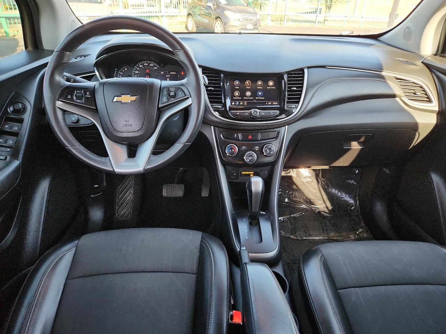 2018 GRAY Chevrolet Trax LT (KL7CJLSB0JB) with an ENGINE, ECOTEC TURBO 1.4L VARIABLE VALVE TIMING DOHC 4-CYLINDER SEQUENTIAL MFI engine, located at 4110 Avenue Q, Lubbock, 79412, 33.556553, -101.855820 - Photo#5