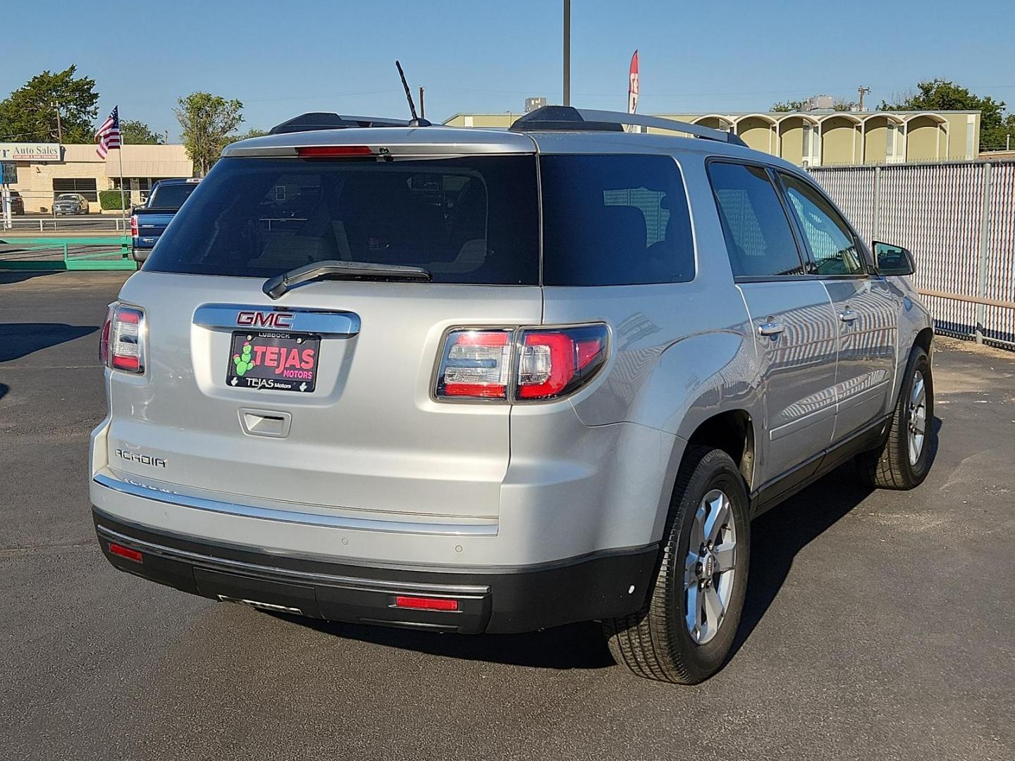 2015 SILVER GMC Acadia SLE (1GKKRPKD3FJ) with an ENGINE, 3.6L SIDI V6 engine, located at 4110 Avenue Q, Lubbock, 79412, 33.556553, -101.855820 - 10/04/2024 INSPECTION IN ENVELOPE GOD 10/03/2024 KEY IN ENVELOPE GOD - Photo#1