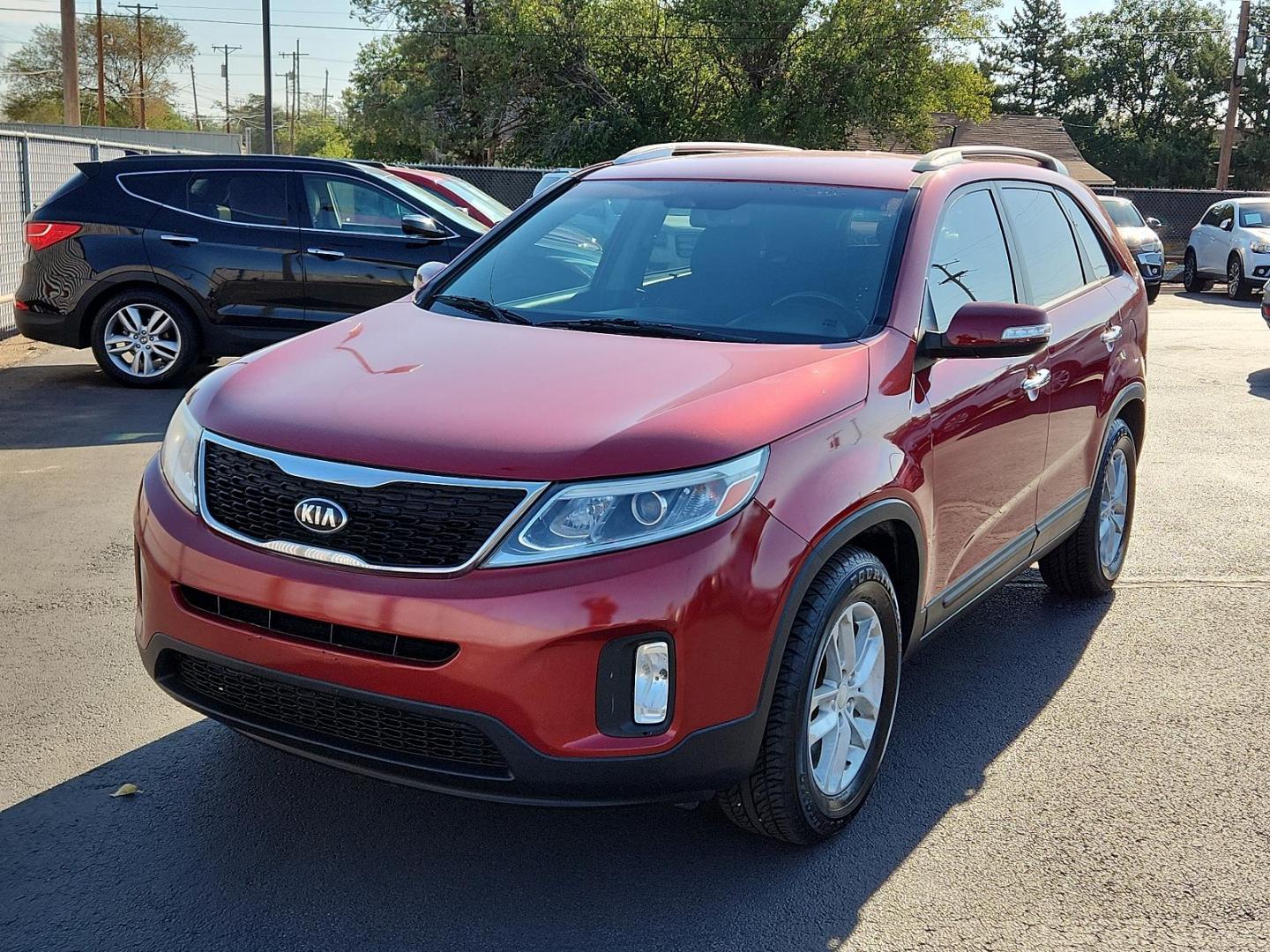 2015 RED Kia Sorento LX (5XYKT4A64FG) with an Engine: 2.4L I4 GDI DOHC w/Dual CVVT engine, located at 4110 Avenue Q, Lubbock, 79412, 33.556553, -101.855820 - 10/11/2024 INSPECTION AND KEY IN ENVELOPE GOD - Photo#3