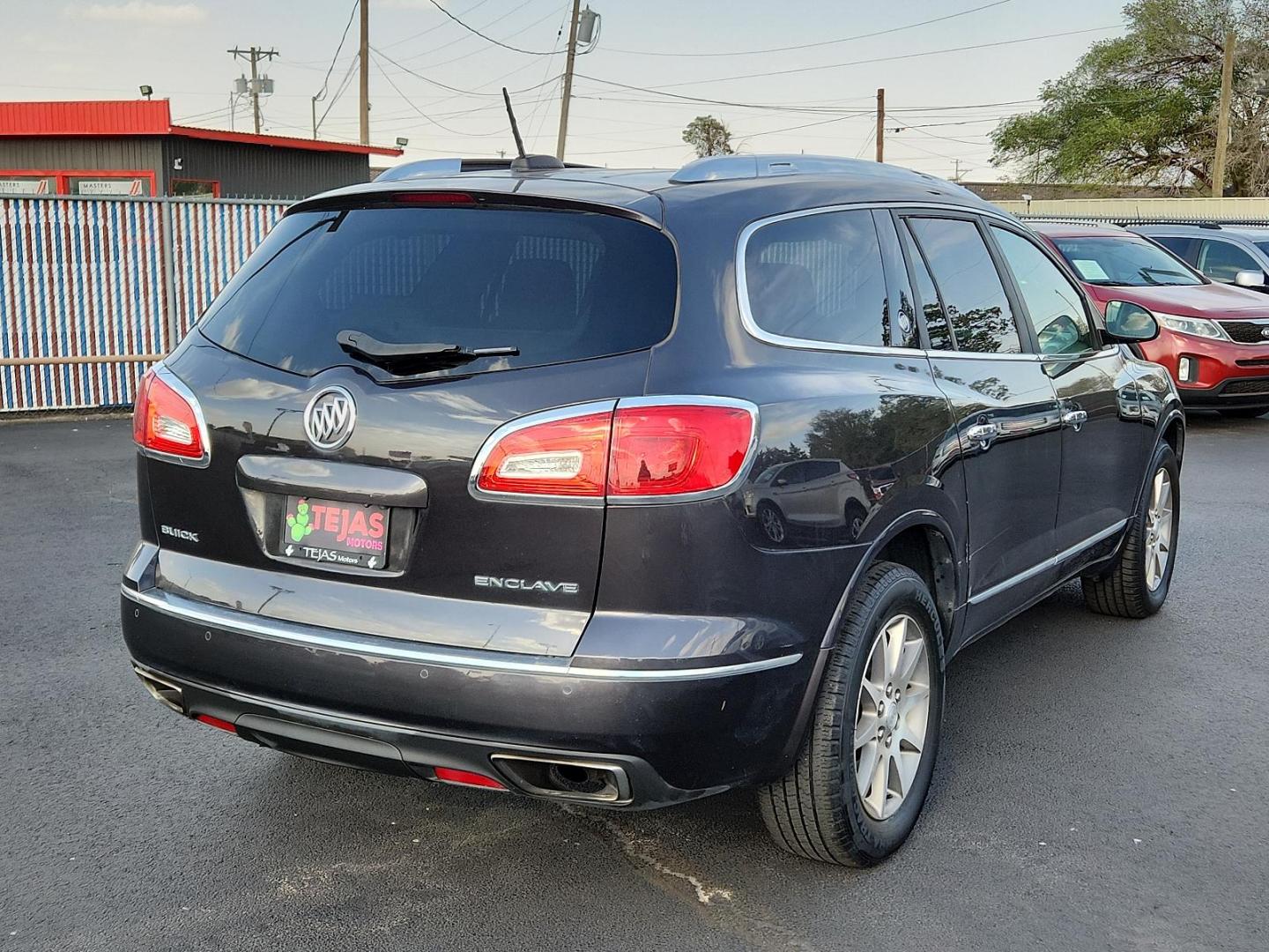 2017 GRAY Buick Enclave Convenience (5GAKRAKD8HJ) with an ENGINE, 3.6L VARIABLE VALVE TIMING V6 WITH SIDI (SPARK IGNITION DIRECT INJECTION), DOHC engine, located at 4110 Avenue Q, Lubbock, 79412, 33.556553, -101.855820 - 10/11/2024 INSPECTION IN ENVELOPE GOD 10/12/2024 KEY IN ENVELOPE GOD - Photo#1