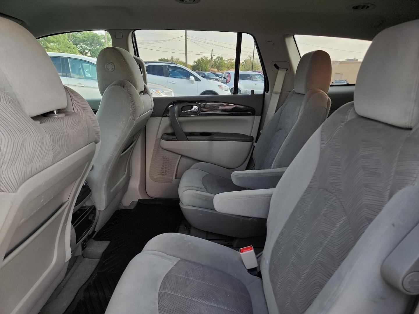 2017 GRAY Buick Enclave Convenience (5GAKRAKD8HJ) with an ENGINE, 3.6L VARIABLE VALVE TIMING V6 WITH SIDI (SPARK IGNITION DIRECT INJECTION), DOHC engine, located at 4110 Avenue Q, Lubbock, 79412, 33.556553, -101.855820 - 10/11/2024 INSPECTION IN ENVELOPE GOD 10/12/2024 KEY IN ENVELOPE GOD - Photo#4