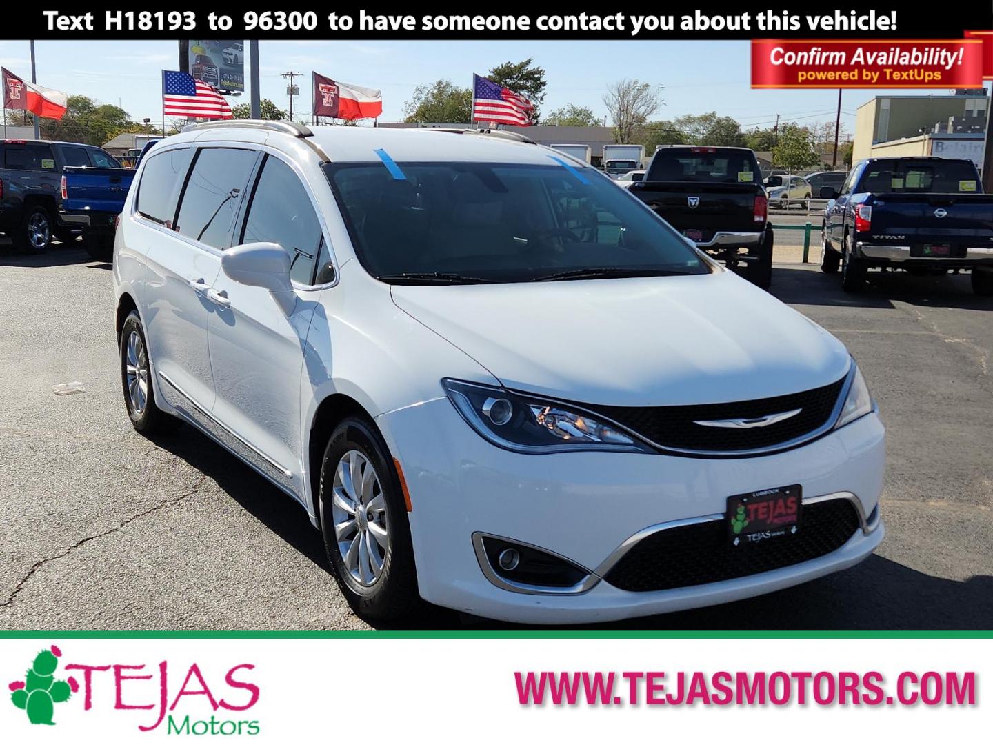 2017 Bright White Clear Coat Chrysler Pacifica Touring-L (2C4RC1BG5HR) with an 3.6L V6 DOHC 24V engine, located at 4110 Avenue Q, Lubbock, 79412, 33.556553, -101.855820 - Photo#0