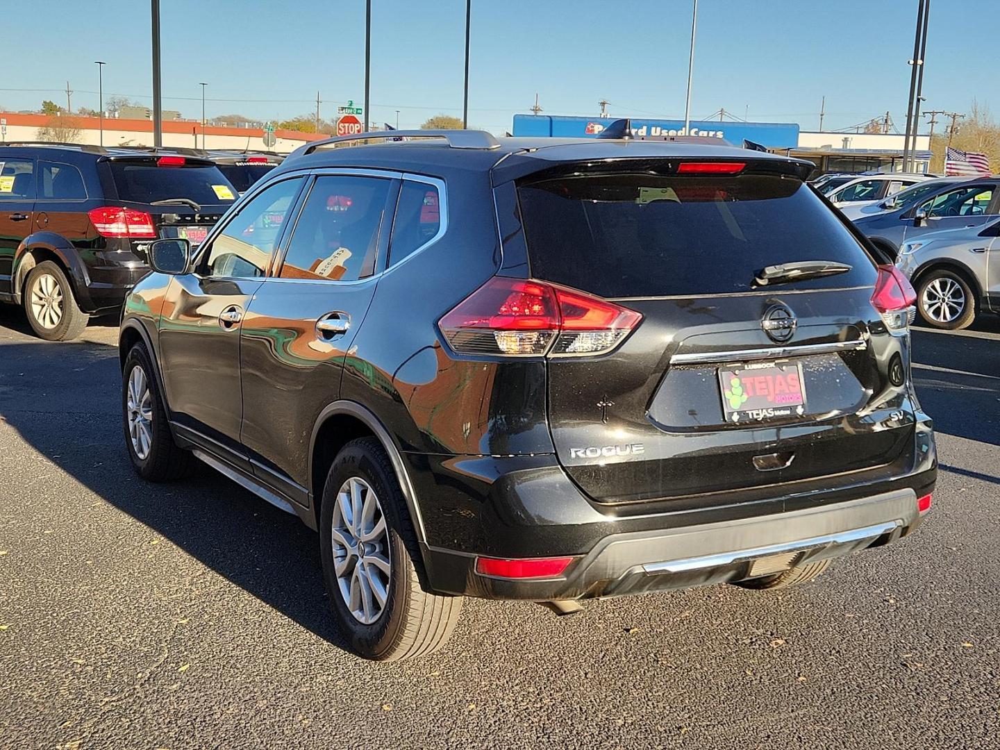 2018 Magnetic Black Nissan Rogue SV (KNMAT2MT1JP) with an Engine: 2.5L DOHC 16-Valve I4 -inc: ECO mode engine, located at 4110 Avenue Q, Lubbock, 79412, 33.556553, -101.855820 - 10/11/2024 INSPECTION IN ENVELOPE GOD - Photo#2