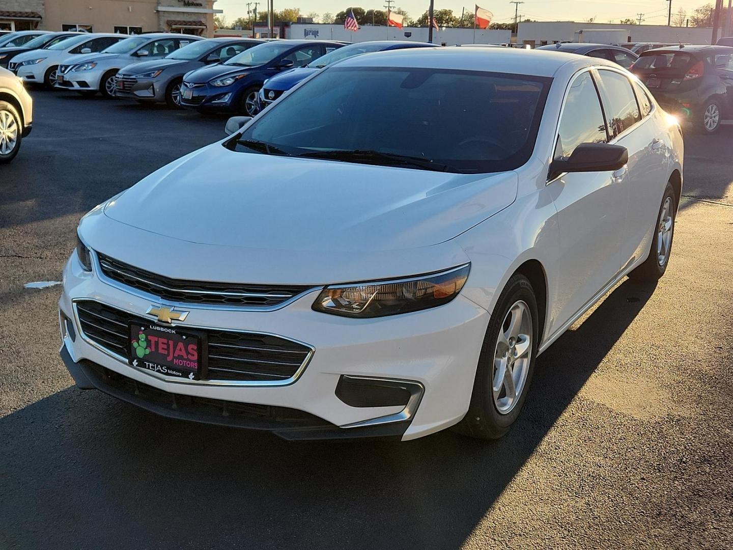 2018 WHITE Chevrolet Malibu LS (1G1ZB5ST3JF) with an ENGINE, 1.5L TURBO DOHC 4-CYLINDER DI engine, located at 4110 Avenue Q, Lubbock, 79412, 33.556553, -101.855820 - Photo#3