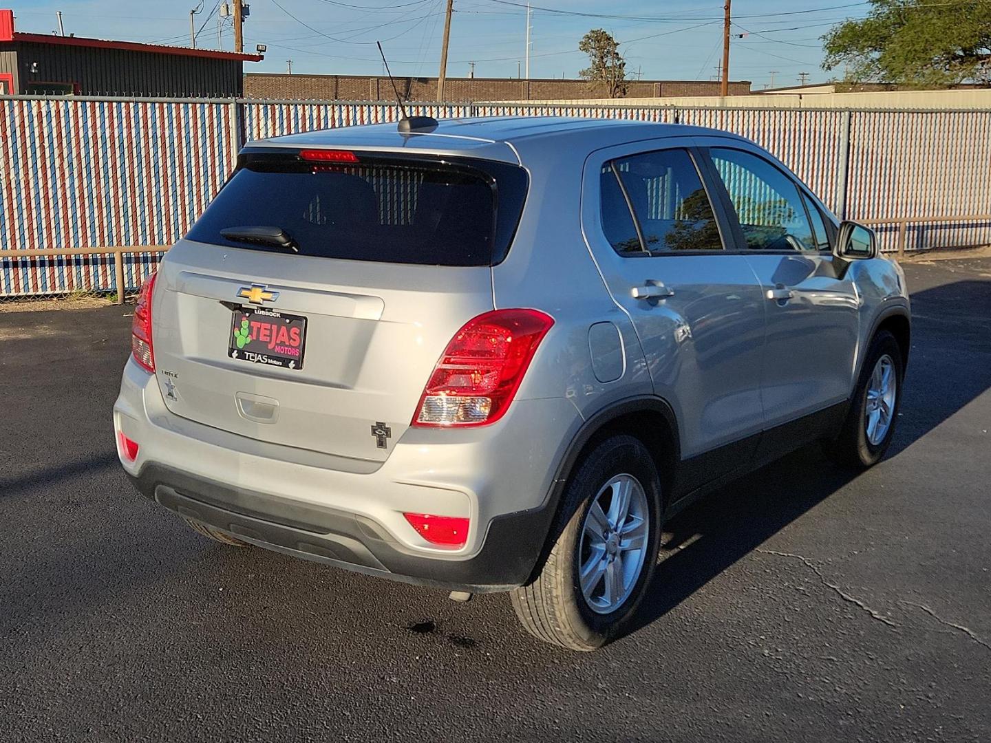 2020 Silver Ice Metallic Chevrolet Trax LS (KL7CJKSB9LB) with an ENGINE, ECOTEC TURBO 1.4L VARIABLE VALVE TIMING DOHC 4-CYLINDER SEQUENTIAL MFI engine, located at 4110 Avenue Q, Lubbock, 79412, 33.556553, -101.855820 - 11/07/2024 INSPPECTION IN ENVELOPE GOD 11/08/2024 KEY IN ENVELOPE GOD - Photo#1