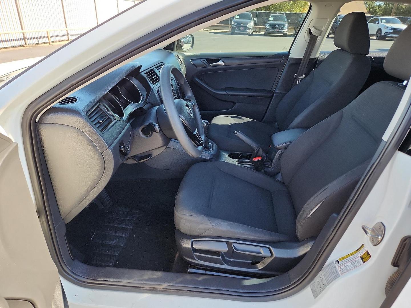 2015 Pure White Volkswagen Jetta Sedan 2.0L S w/Technology (3VW1K7AJXFM) with an Engine: 2.0L I-4 SOHC engine, located at 4110 Avenue Q, Lubbock, 79412, 33.556553, -101.855820 - 11/15/2024 KEY IN ENVELOPE GOD - Photo#6