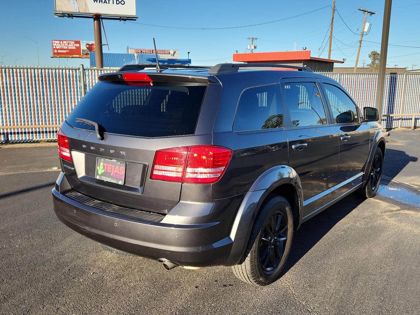 2020 GRAY Dodge Journey SE Value (3C4PDCAB0LT) with an ENGINE: 2.4L I4 DOHC 16V DUAL VVT engine, located at 4110 Avenue Q, Lubbock, 79412, 33.556553, -101.855820 - 11/07/2024 INSPECTION IN ENVELOPE GOD 11/19/2024 KEY IN ENVELOPE GOD - Photo#1