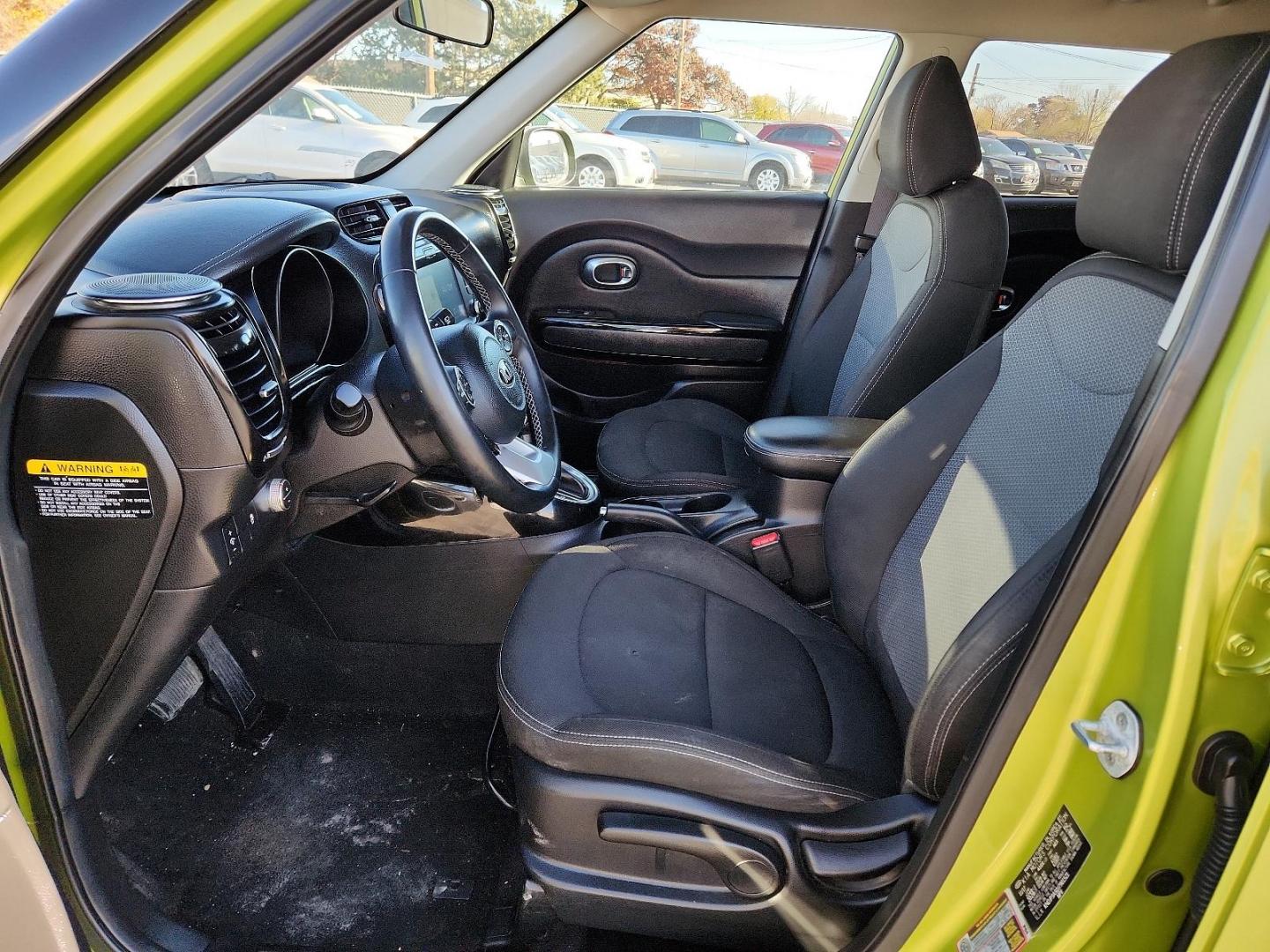 2018 GREEN Kia Soul + (KNDJP3A50J7) with an Engine: 2.0L GDI DOHC Dual CVVT I4 engine, located at 4110 Avenue Q, Lubbock, 79412, 33.556553, -101.855820 - Photo#6