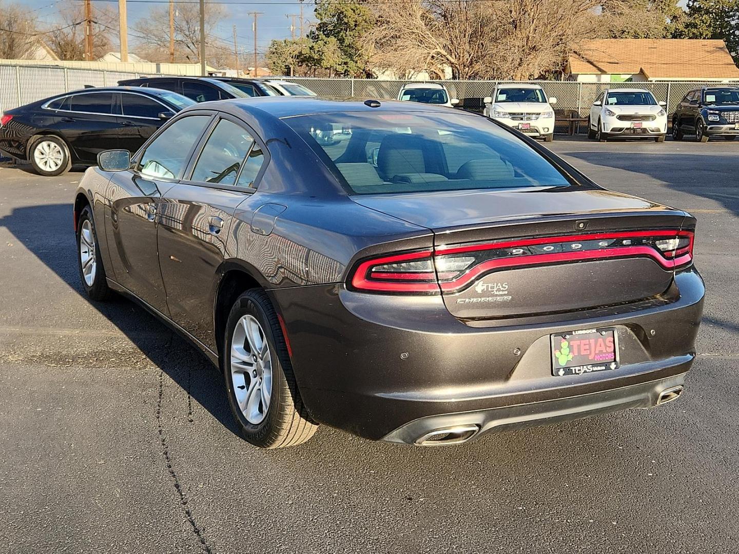 2020 GRAY Dodge Charger SXT (2C3CDXBG2LH) with an ENGINE: 3.6L V6 24V VVT engine, located at 4110 Avenue Q, Lubbock, 79412, 33.556553, -101.855820 - 01/16/2025 KEY IN ENVELOPE GOD - Photo#2