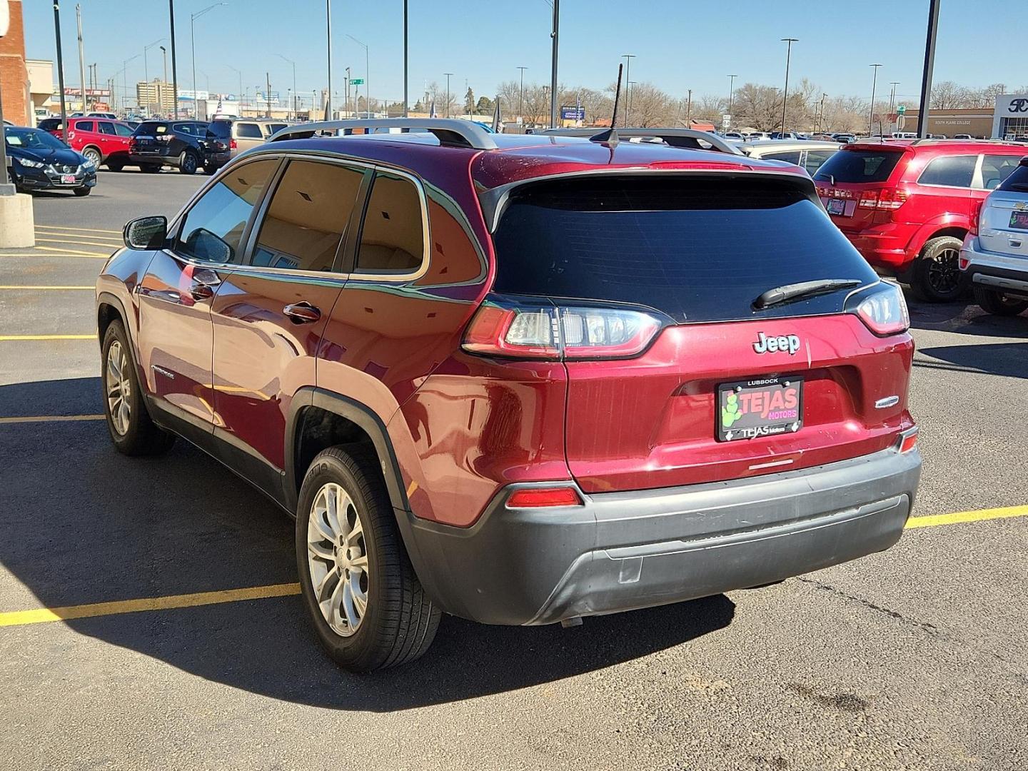 2019 RED Jeep Cherokee Latitude (1C4PJLCB7KD) with an ENGINE: 2.4L I4 ZERO EVAP M-AIR W/ESS engine, located at 4110 Avenue Q, Lubbock, 79412, 33.556553, -101.855820 - 01/29/2025 KEY INENVELOPE GOD - Photo#2