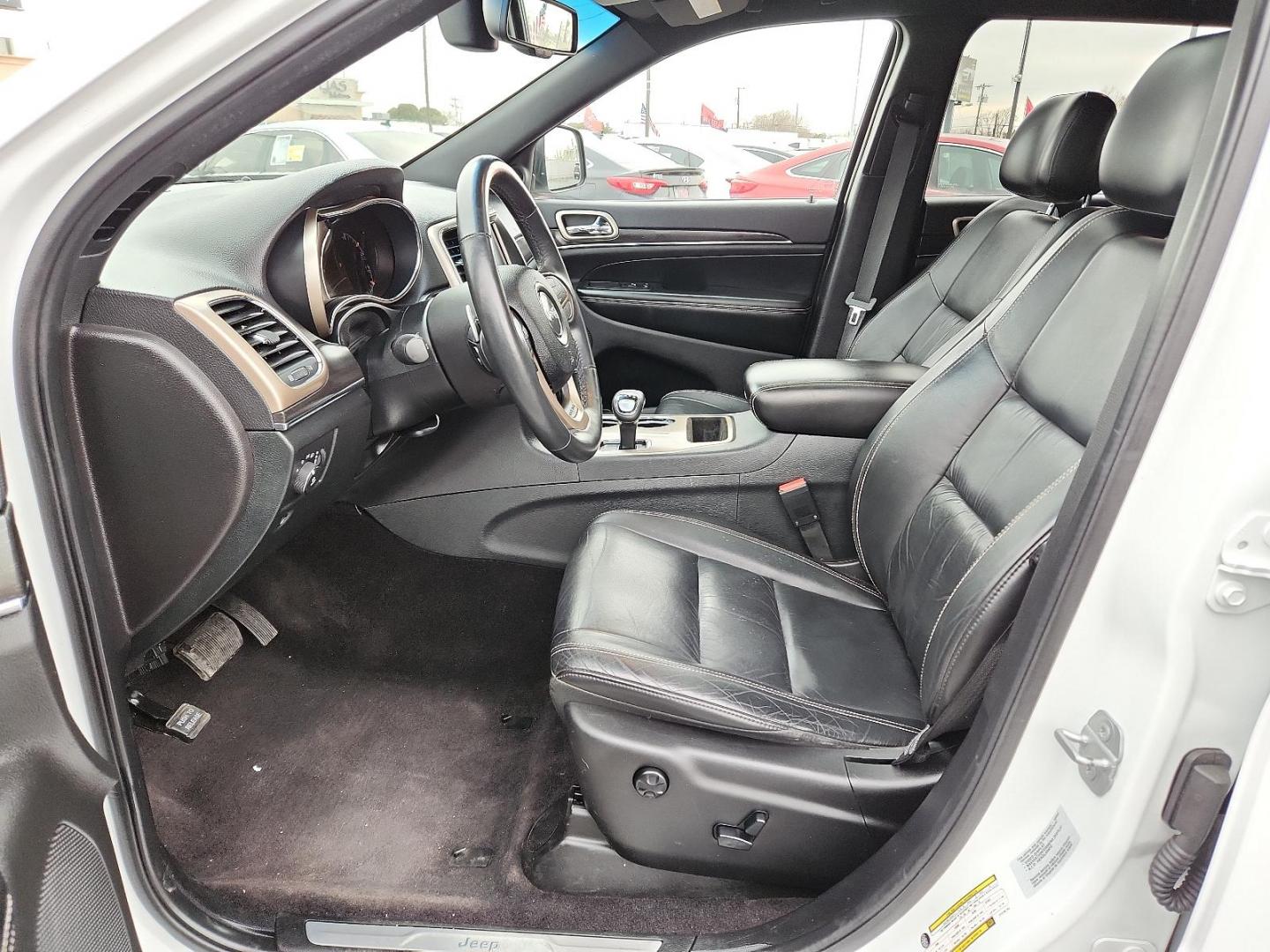 2015 WHITE Jeep Grand Cherokee Limited (1C4RJEBG4FC) with an ENGINE: 3.6L V6 24V VVT engine, located at 4110 Avenue Q, Lubbock, 79412, 33.556553, -101.855820 - 01/23/2025 KEY IN ENVELOPE GOD - Photo#6