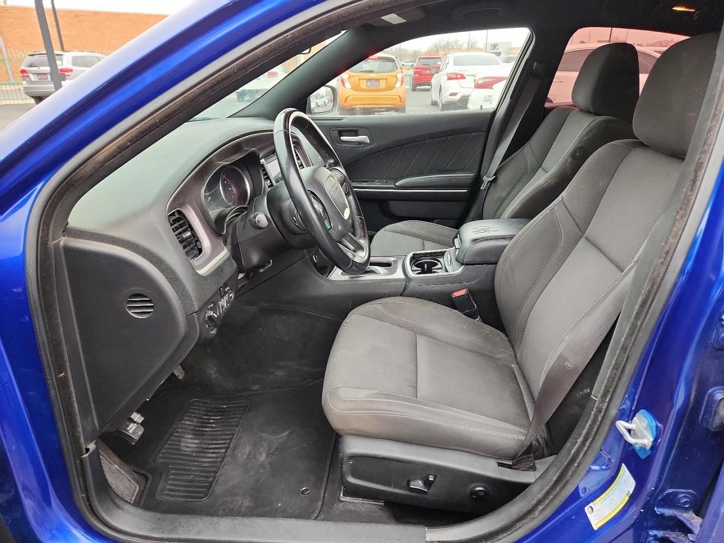 2019 BLUE Dodge Charger SXT (2C3CDXBG8KH) with an ENGINE: 3.6L V6 24V VVT engine, located at 4110 Avenue Q, Lubbock, 79412, 33.556553, -101.855820 - 01/29/2025 KEY IN ENVELOPE GOD - Photo#6