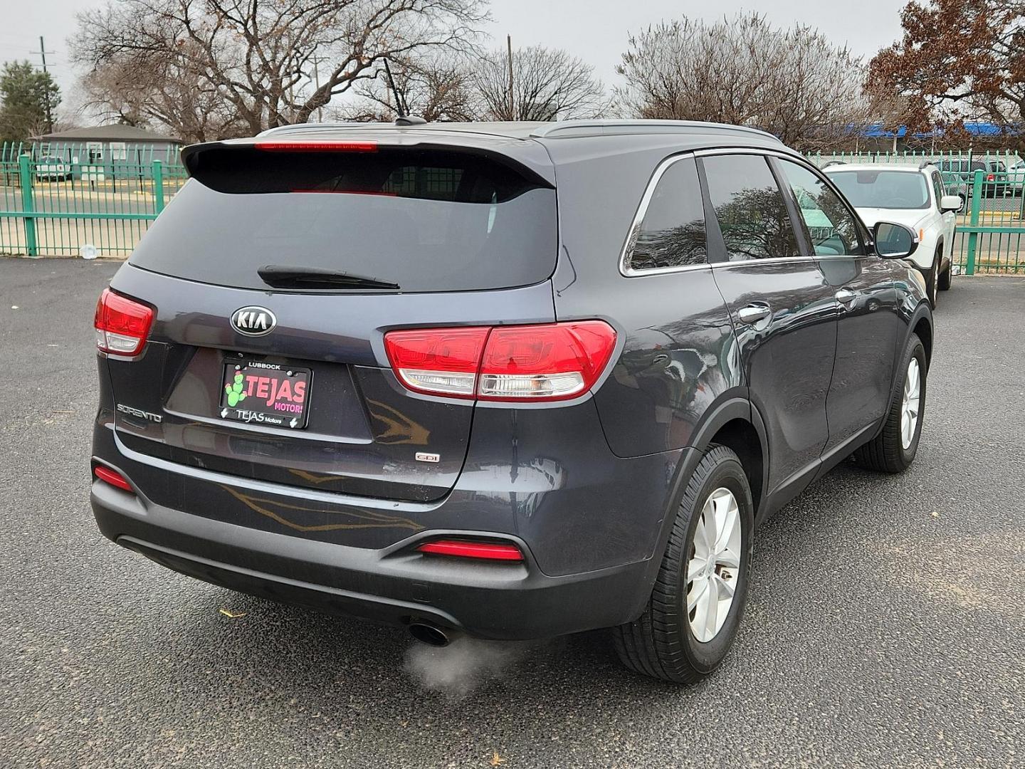 2017 GRAY Kia Sorento LX (5XYPG4A34HG) with an Engine: 2.4L DOHC GDI I4 engine, located at 4110 Avenue Q, Lubbock, 79412, 33.556553, -101.855820 - Photo#1