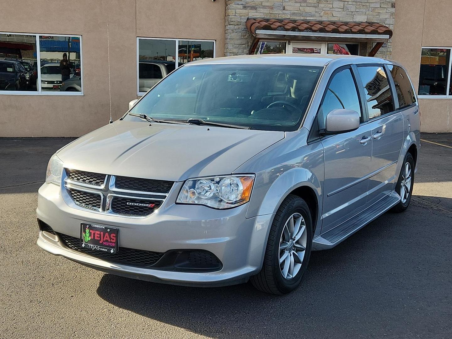 2017 SILVER Dodge Grand Caravan SE Plus (2C4RDGBG8HR) with an ENGINE: 3.6L V6 24V VVT FLEXFUEL engine, located at 4110 Avenue Q, Lubbock, 79412, 33.556553, -101.855820 - 02/11/2025 KEY IN ENVELOPE GOD - Photo#3